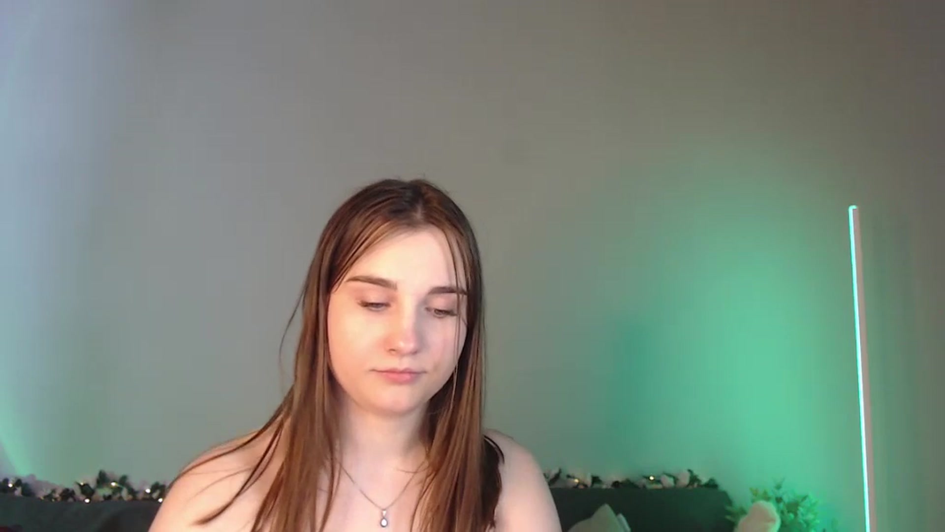 Gallery image thumbnail from LaneyGrey's myfreecams stream on, 06/21/2024, 13:48 image 18 of 20