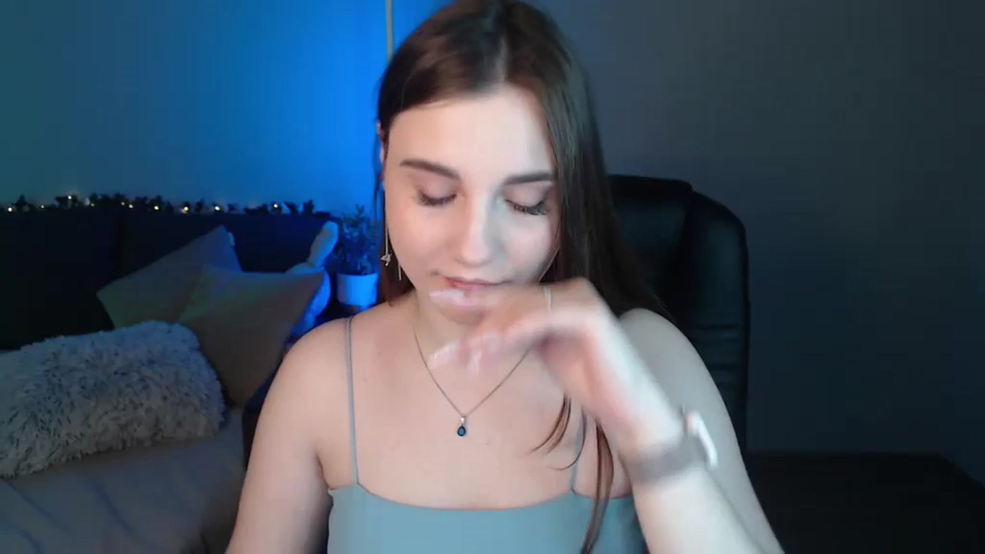 Gallery image thumbnail from LaneyGrey's myfreecams stream on, 06/22/2024, 09:08 image 2 of 20