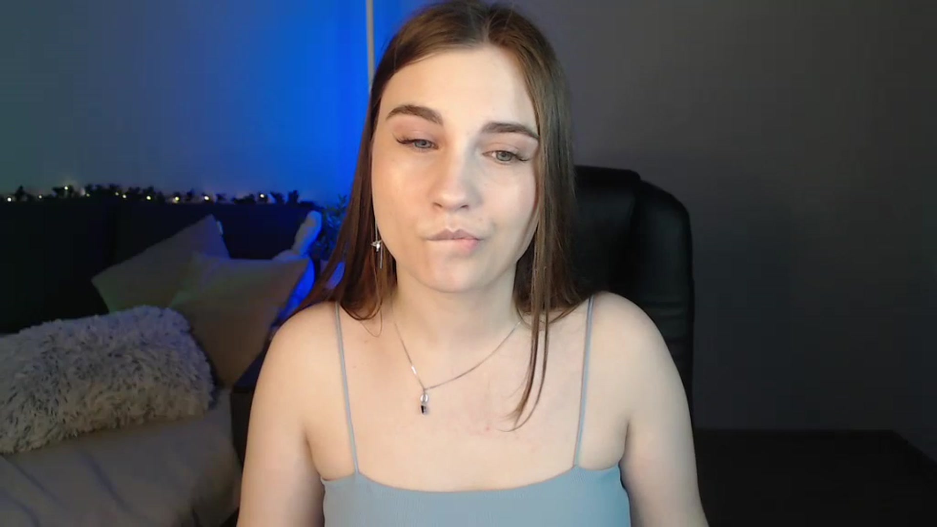 Gallery image thumbnail from LaneyGrey's myfreecams stream on, 06/22/2024, 09:08 image 4 of 20