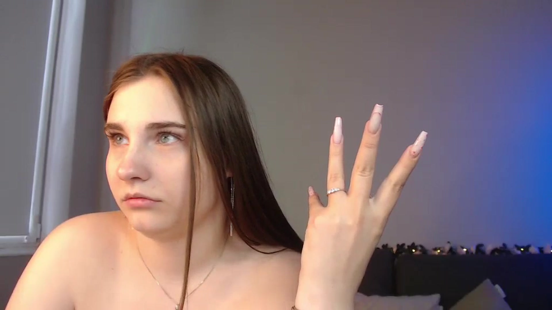 Gallery image thumbnail from LaneyGrey's myfreecams stream on, 06/22/2024, 11:56 image 5 of 20
