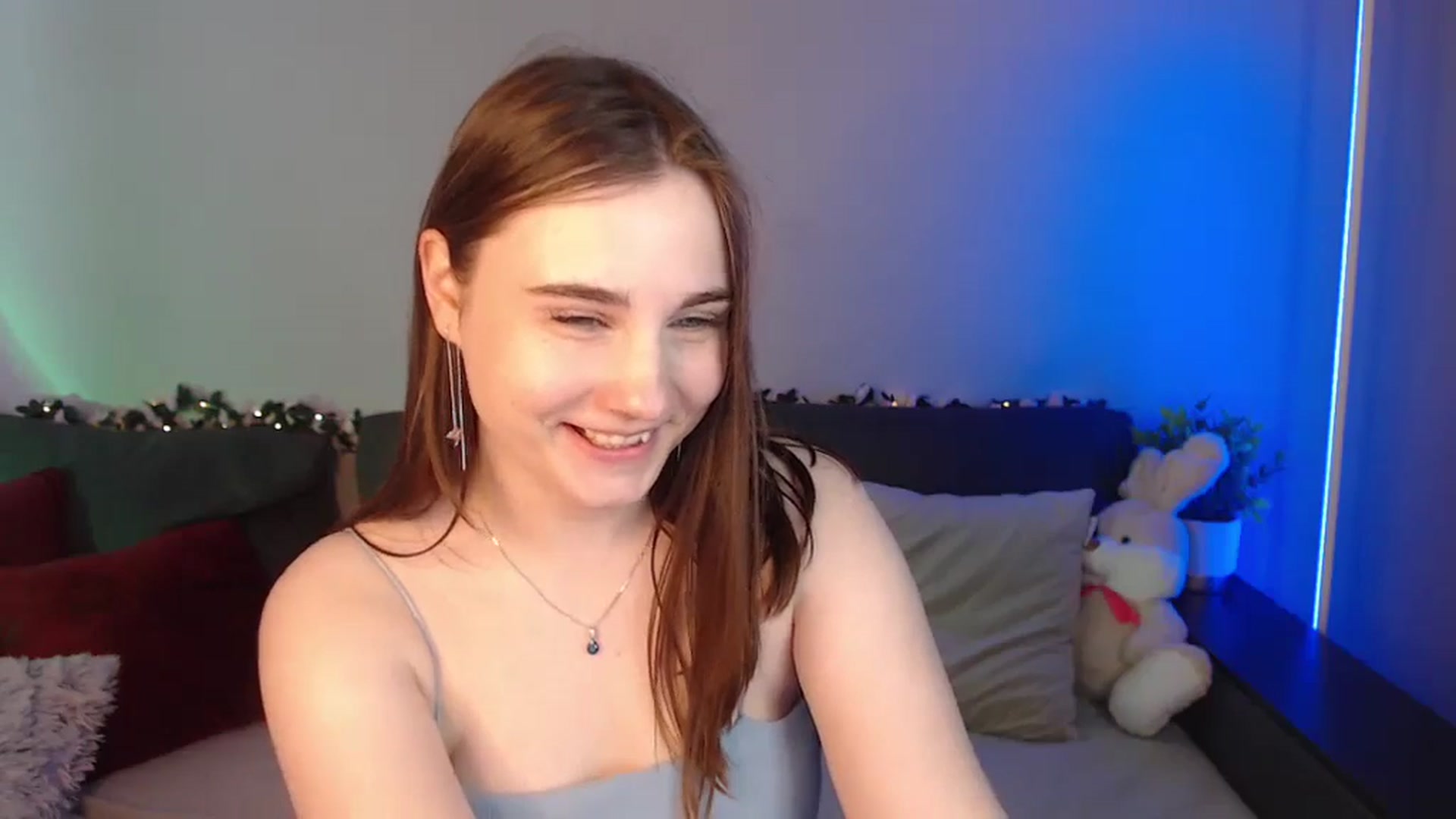 Gallery image thumbnail from LaneyGrey's myfreecams stream on, 06/22/2024, 13:38 image 18 of 20