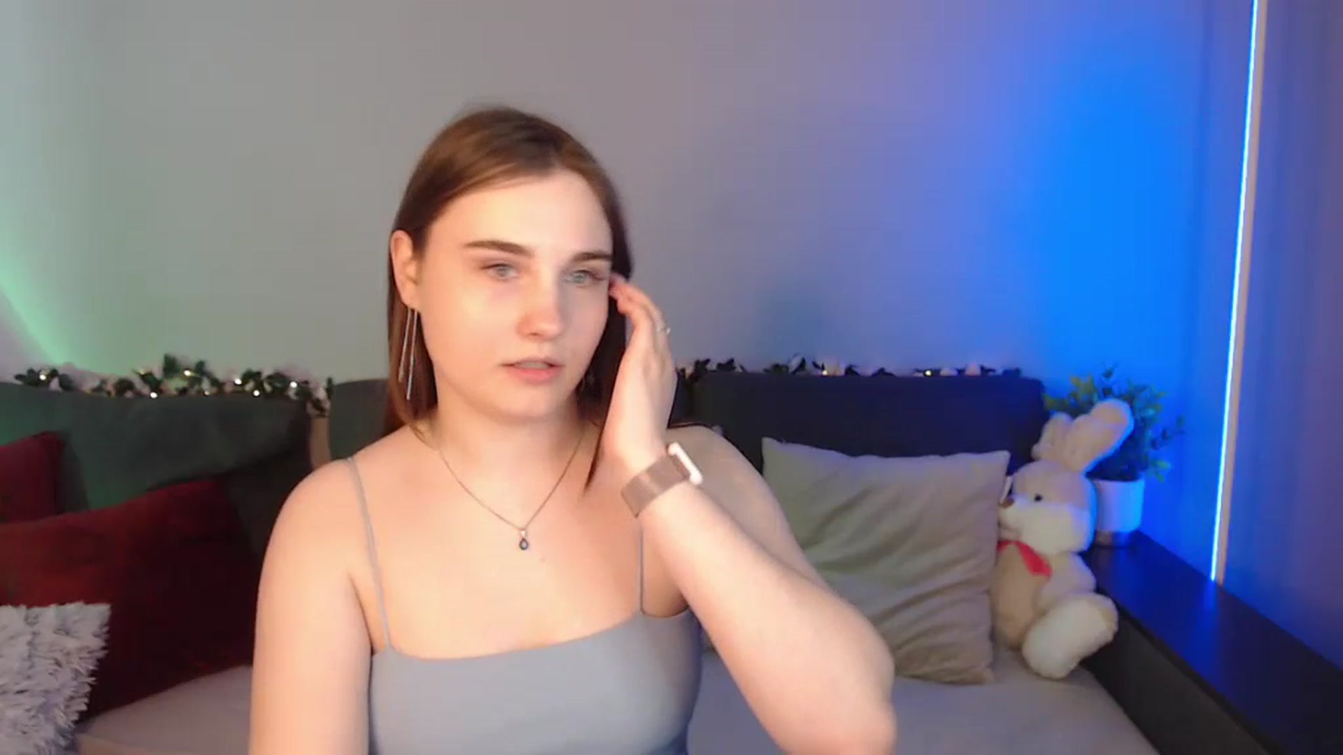 Gallery image thumbnail from LaneyGrey's myfreecams stream on, 06/22/2024, 13:38 image 19 of 20