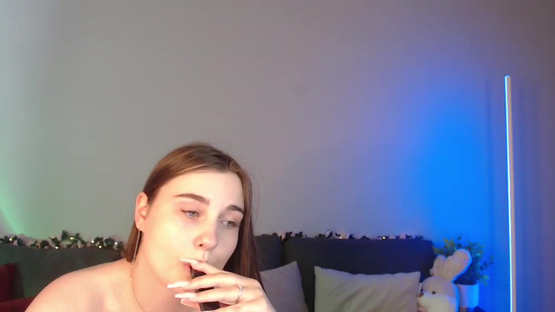 Gallery image thumbnail from LaneyGrey's myfreecams stream on, 06/22/2024, 13:38 image 15 of 20