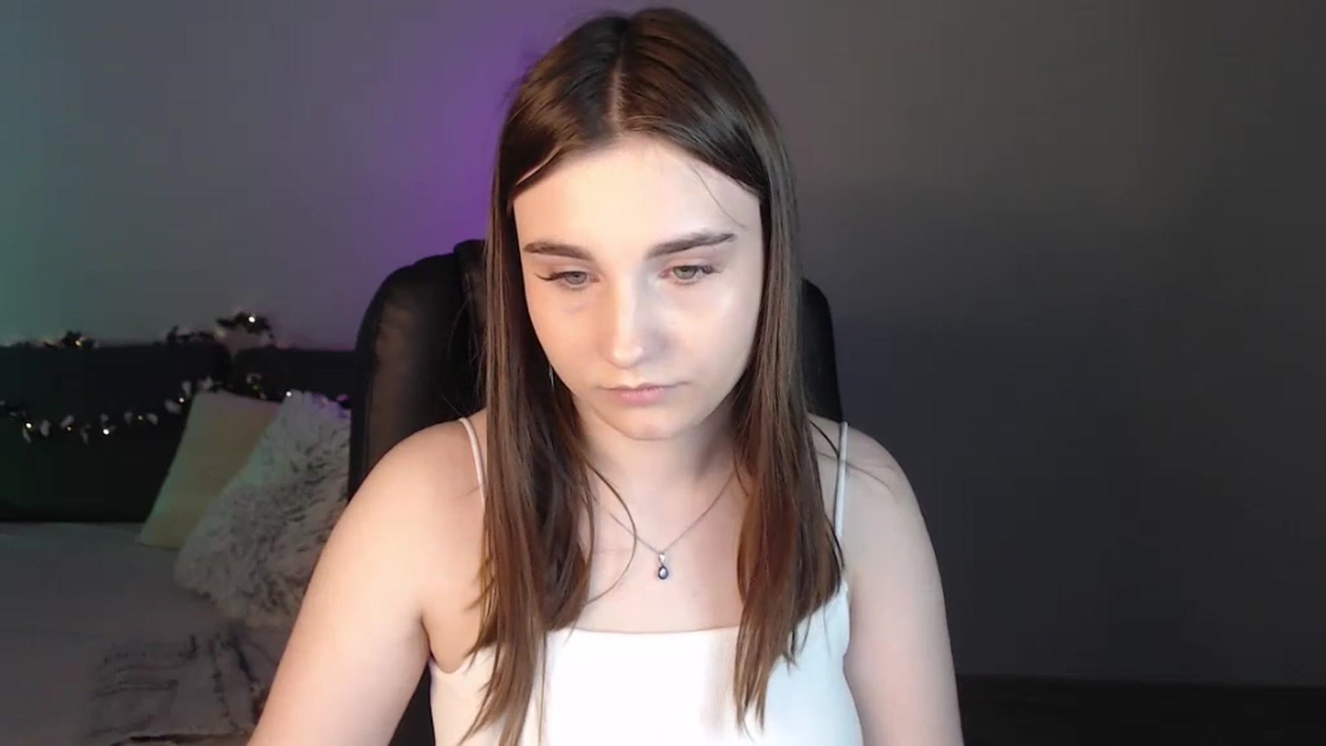 Gallery image thumbnail from LaneyGrey's myfreecams stream on, 06/24/2024, 11:09 image 2 of 20