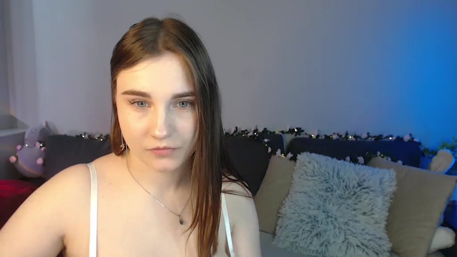 Gallery image thumbnail from LaneyGrey's myfreecams stream on, 06/25/2024, 10:05 image 6 of 20