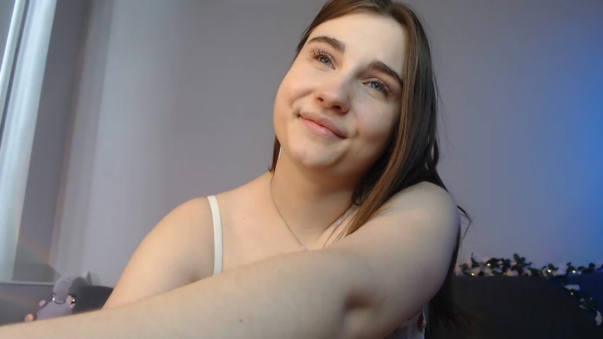 Gallery image thumbnail from LaneyGrey's myfreecams stream on, 06/25/2024, 12:04 image 18 of 20