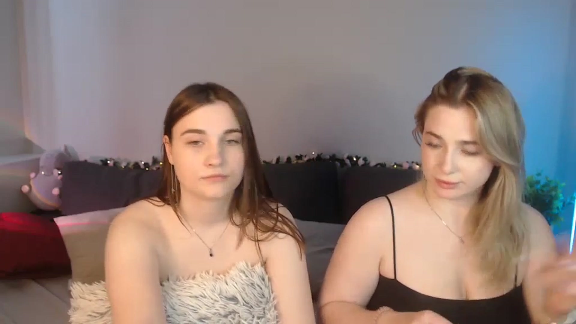 Gallery image thumbnail from LaneyGrey's myfreecams stream on, 06/26/2024, 13:42 image 11 of 20