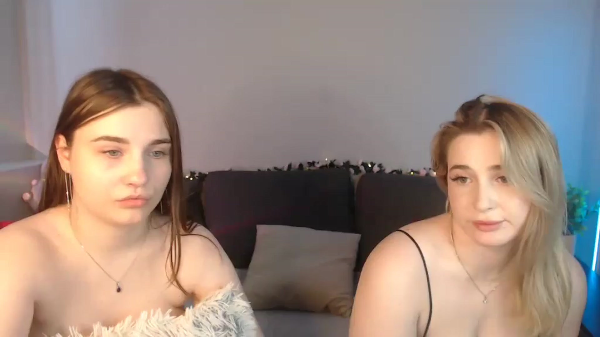 Gallery image thumbnail from LaneyGrey's myfreecams stream on, 06/26/2024, 13:42 image 17 of 20