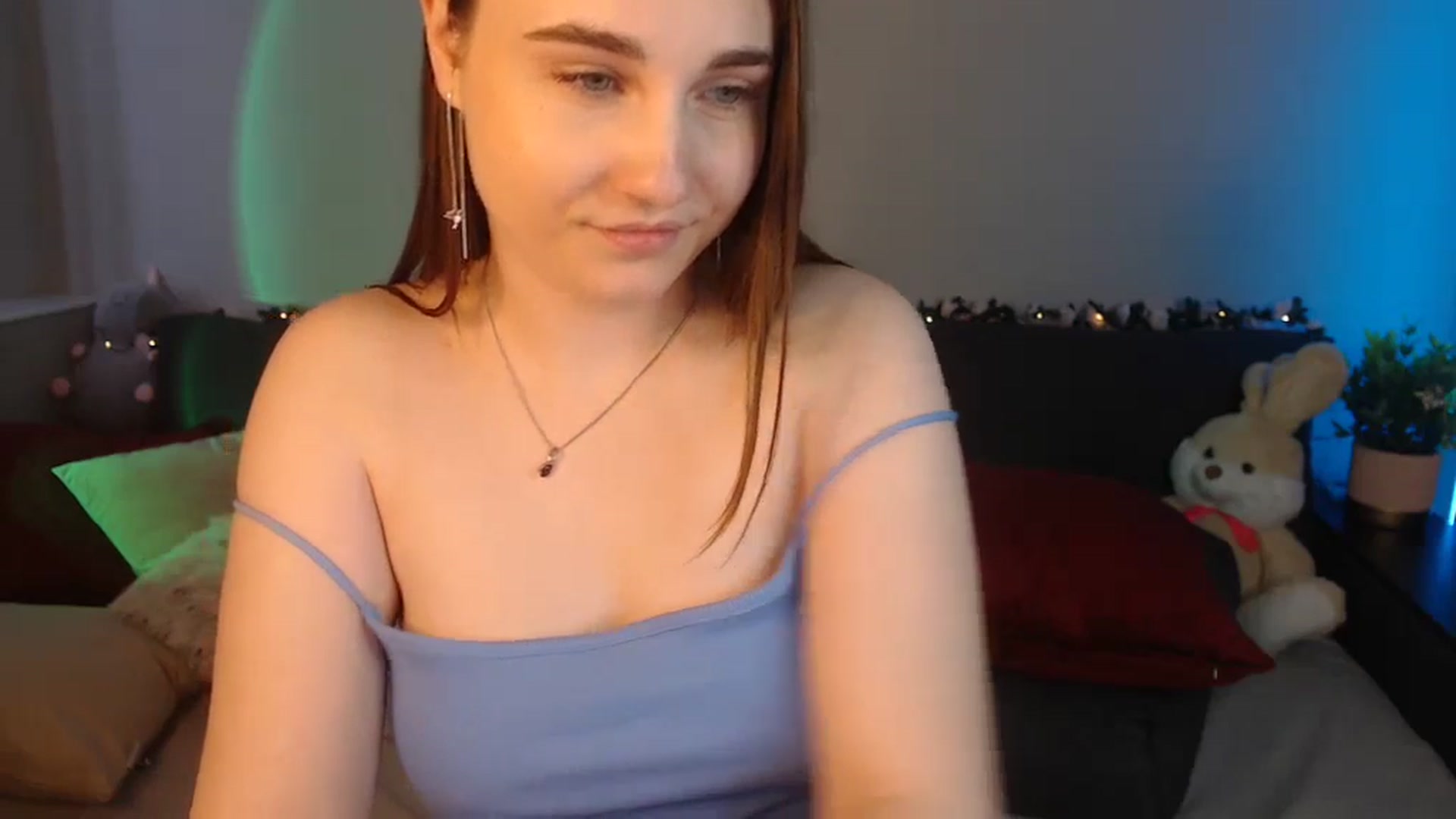 Gallery image thumbnail from LaneyGrey's myfreecams stream on, 06/28/2024, 13:21 image 13 of 20
