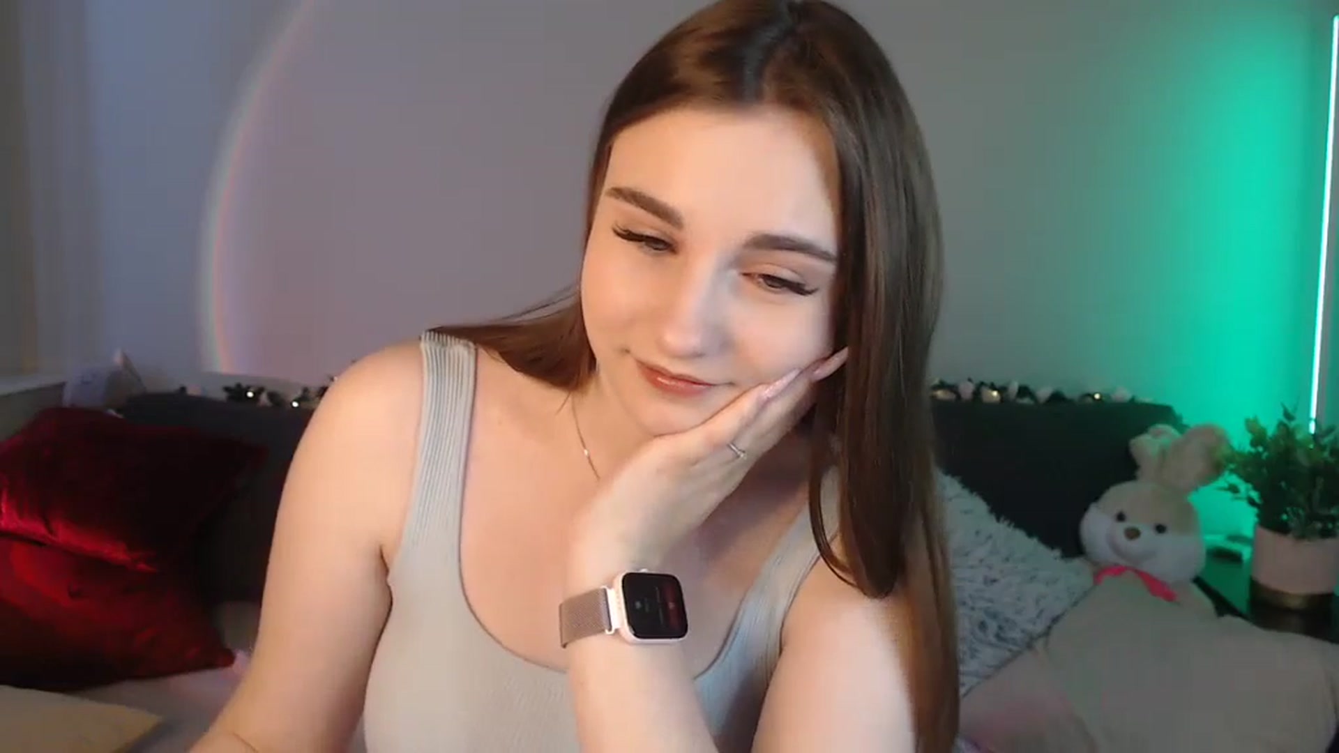 Gallery image thumbnail from LaneyGrey's myfreecams stream on, 06/30/2024, 09:03 image 4 of 20