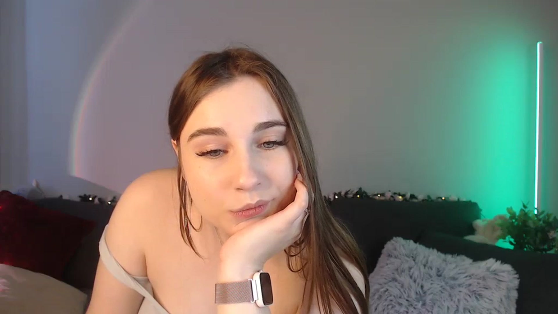 Gallery image thumbnail from LaneyGrey's myfreecams stream on, 06/30/2024, 10:07 image 5 of 20