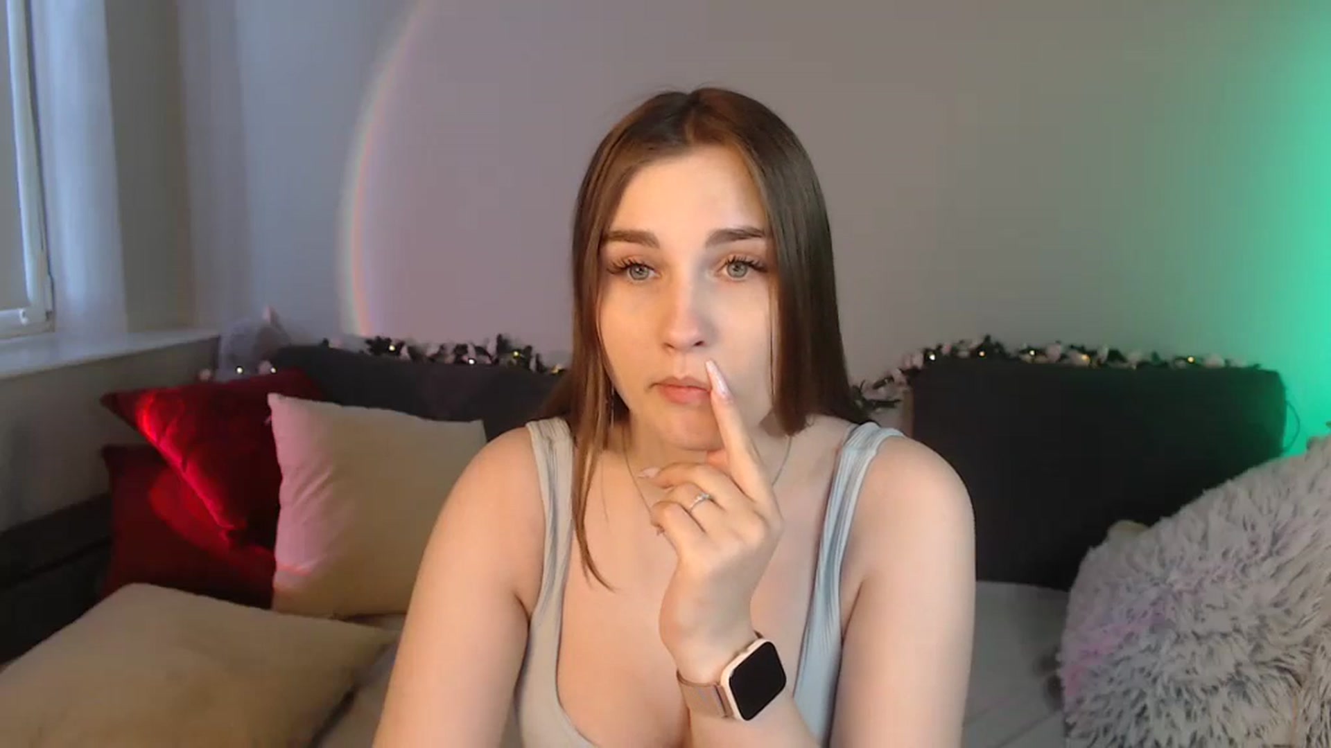 Gallery image thumbnail from LaneyGrey's myfreecams stream on, 06/30/2024, 13:32 image 3 of 20