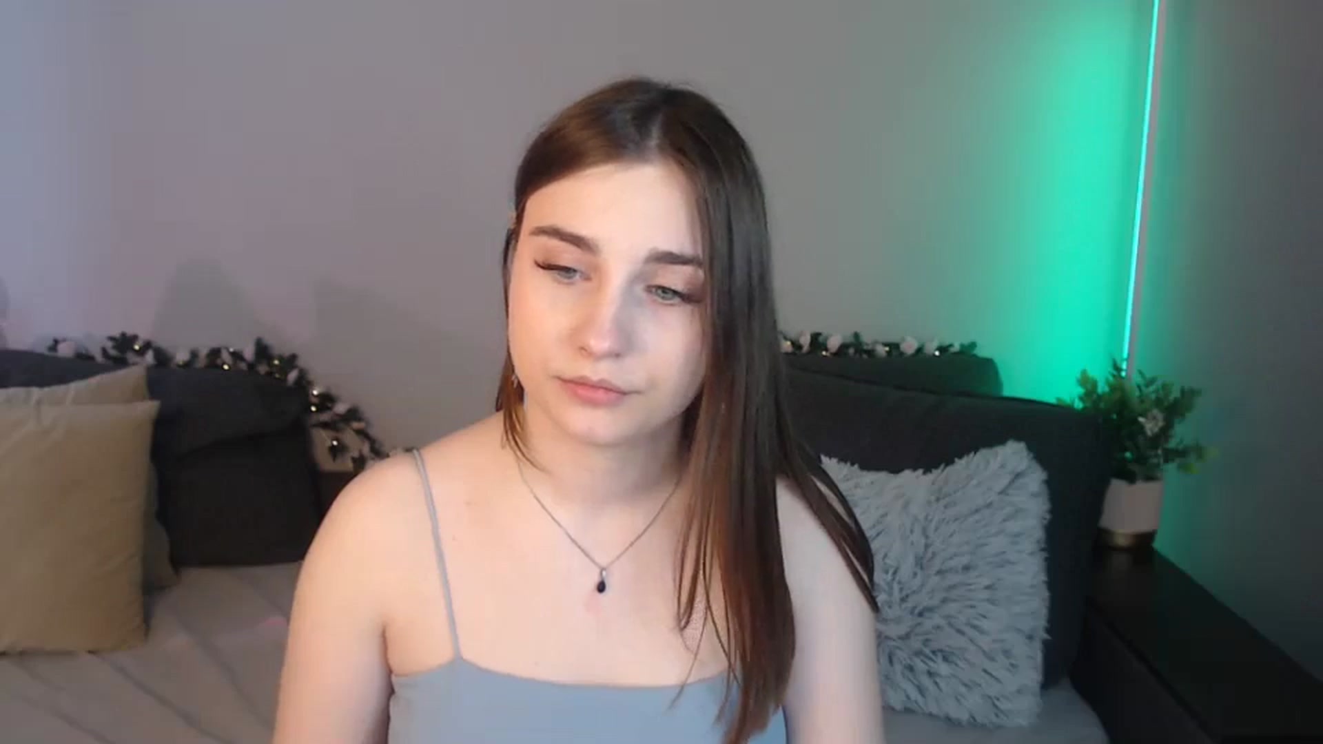 Gallery image thumbnail from LaneyGrey's myfreecams stream on, 07/07/2024, 12:22 image 3 of 20
