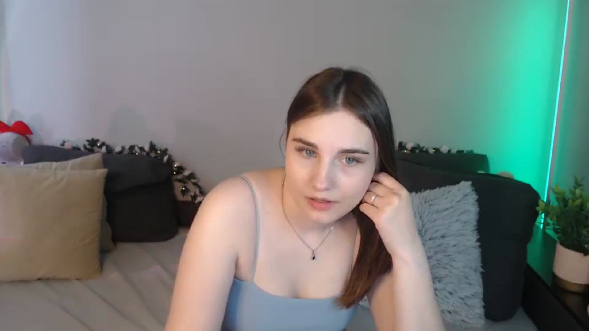 Gallery image thumbnail from LaneyGrey's myfreecams stream on, 07/07/2024, 13:33 image 19 of 20