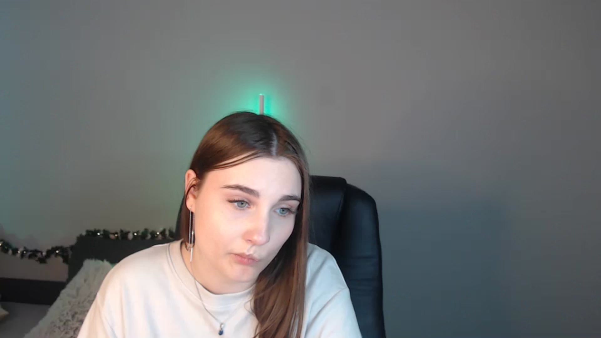 Gallery image thumbnail from LaneyGrey's myfreecams stream on, 07/09/2024, 12:24 image 1 of 20