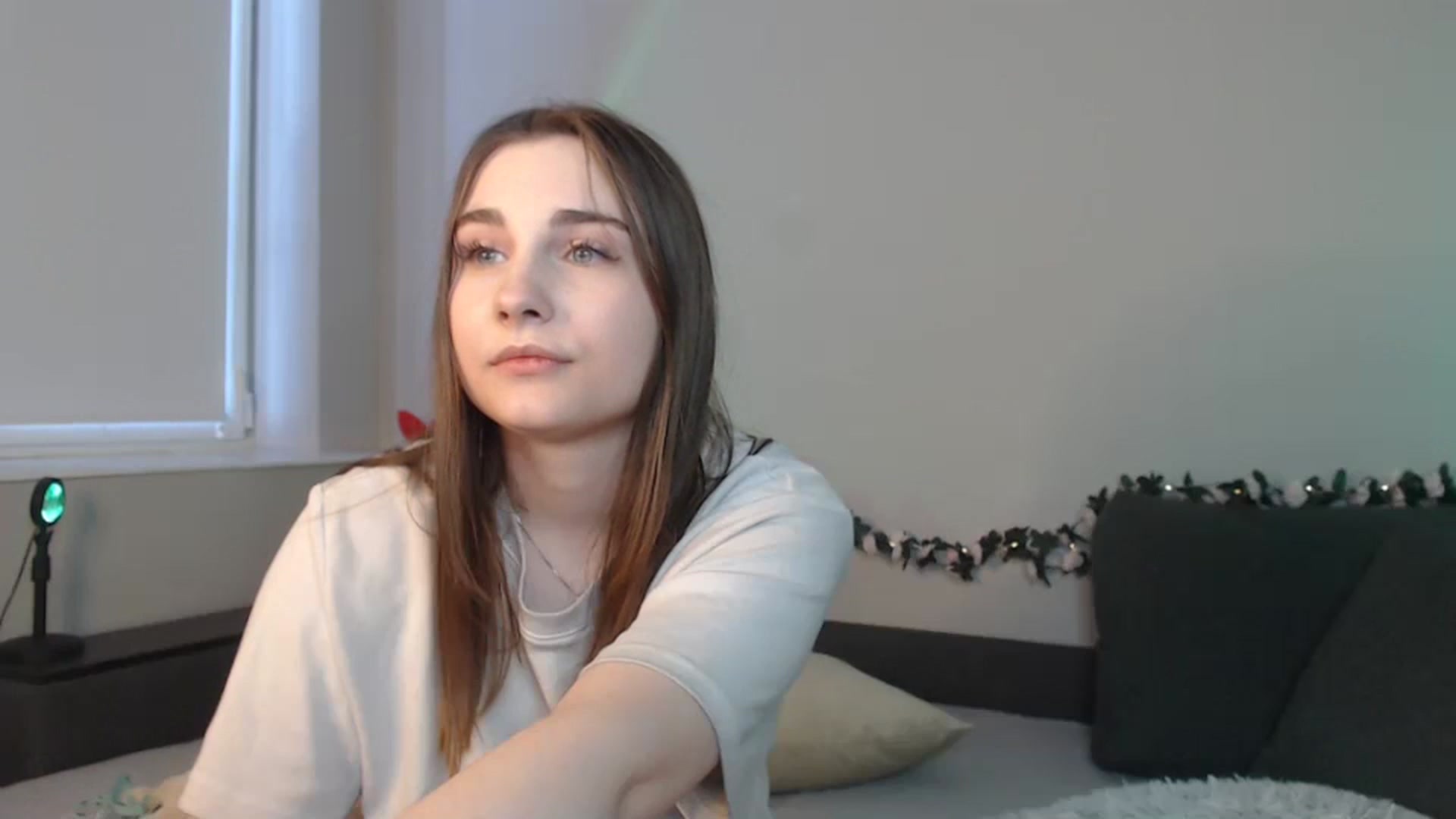 Gallery image thumbnail from LaneyGrey's myfreecams stream on, 07/09/2024, 13:09 image 9 of 20