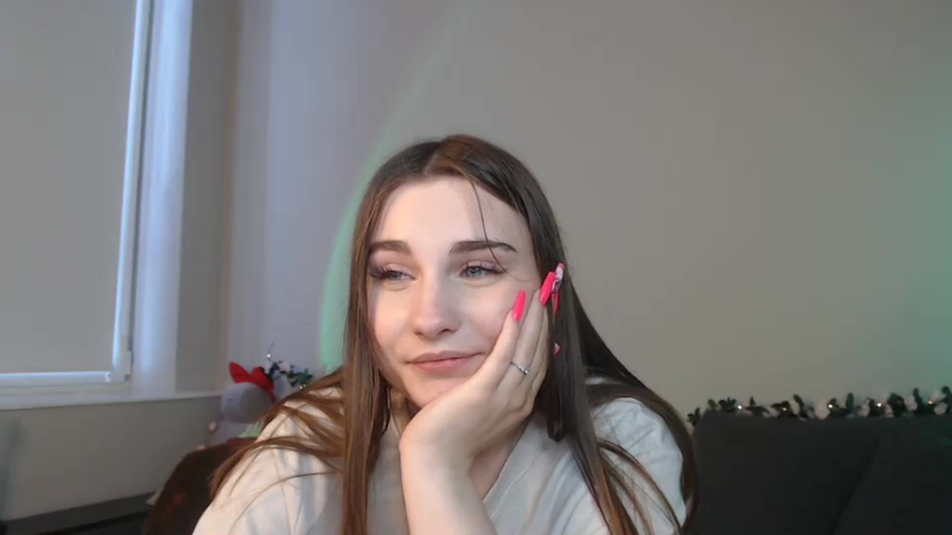 Gallery image thumbnail from LaneyGrey's myfreecams stream on, 07/09/2024, 13:09 image 19 of 20