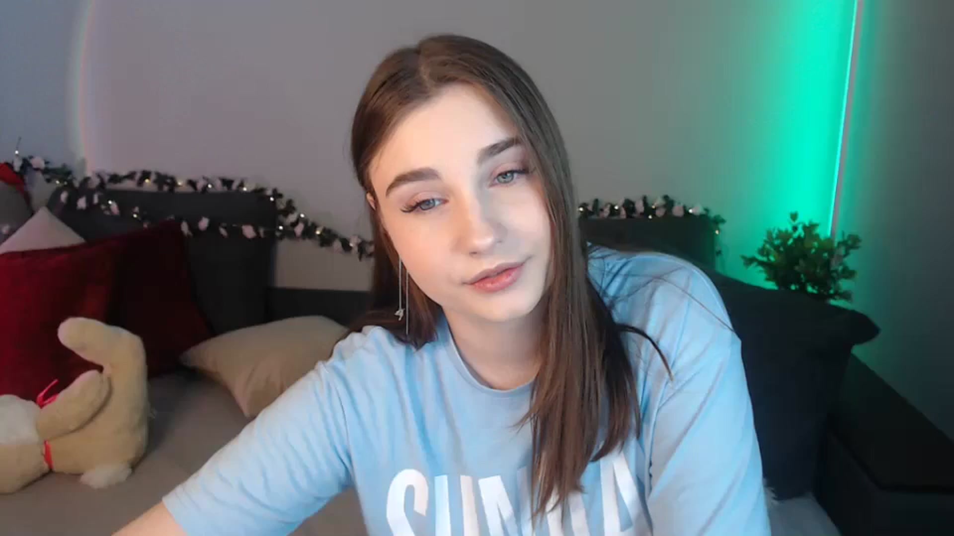 Gallery image thumbnail from LaneyGrey's myfreecams stream on, 07/10/2024, 08:41 image 1 of 20