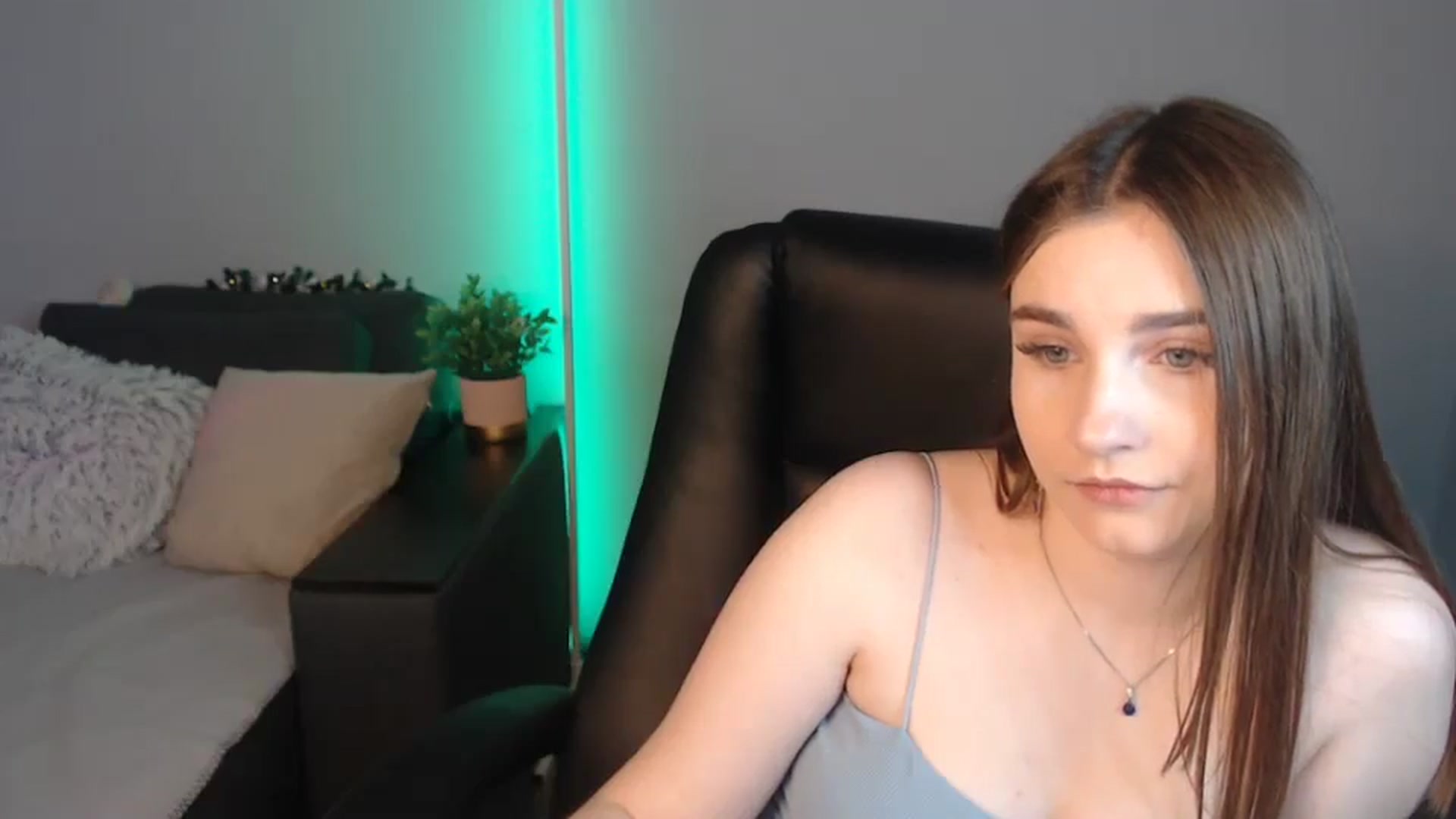 Gallery image thumbnail from LaneyGrey's myfreecams stream on, 07/16/2024, 09:44 image 9 of 20