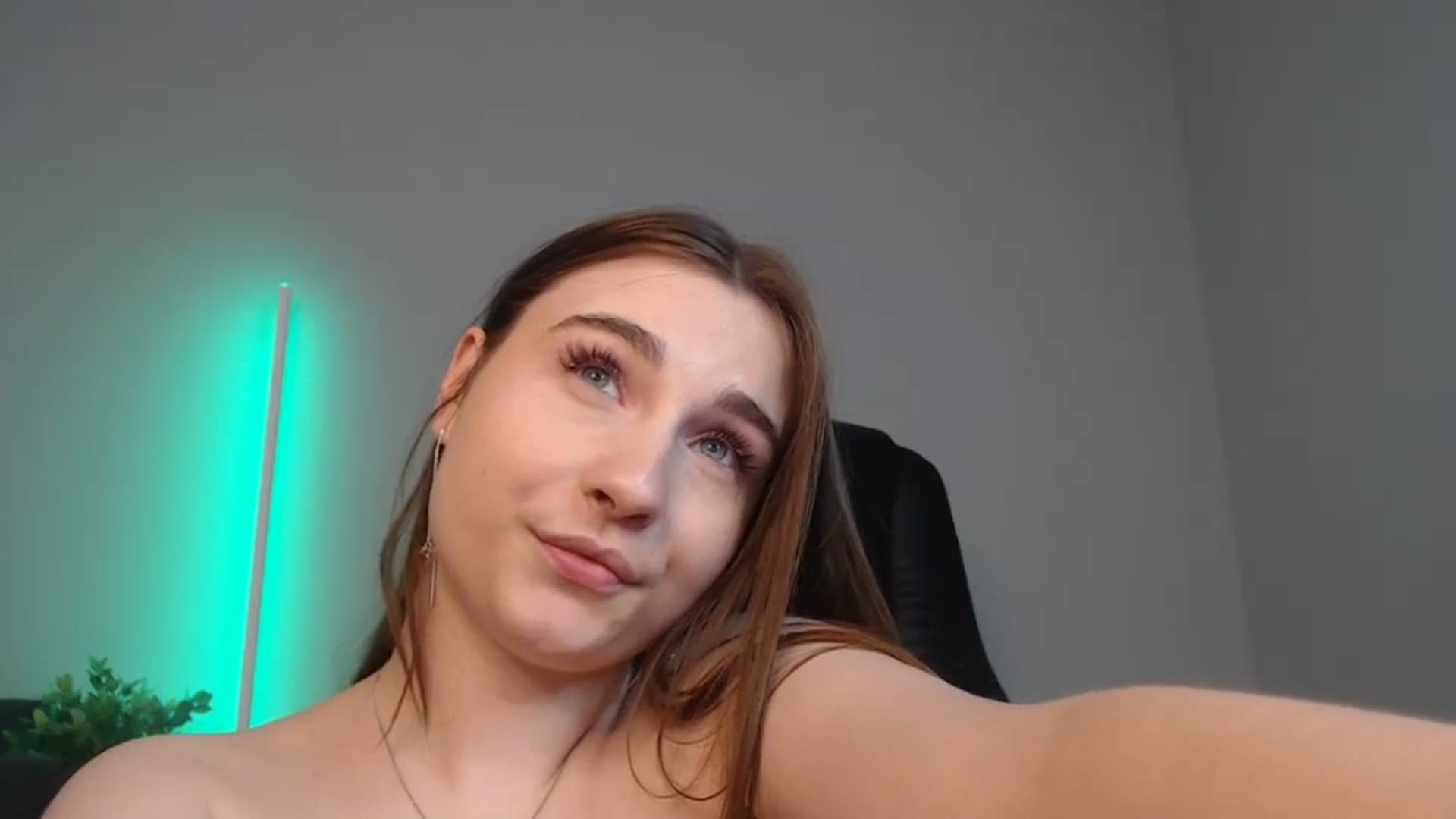 Gallery image thumbnail from LaneyGrey's myfreecams stream on, 07/21/2024, 11:26 image 16 of 20