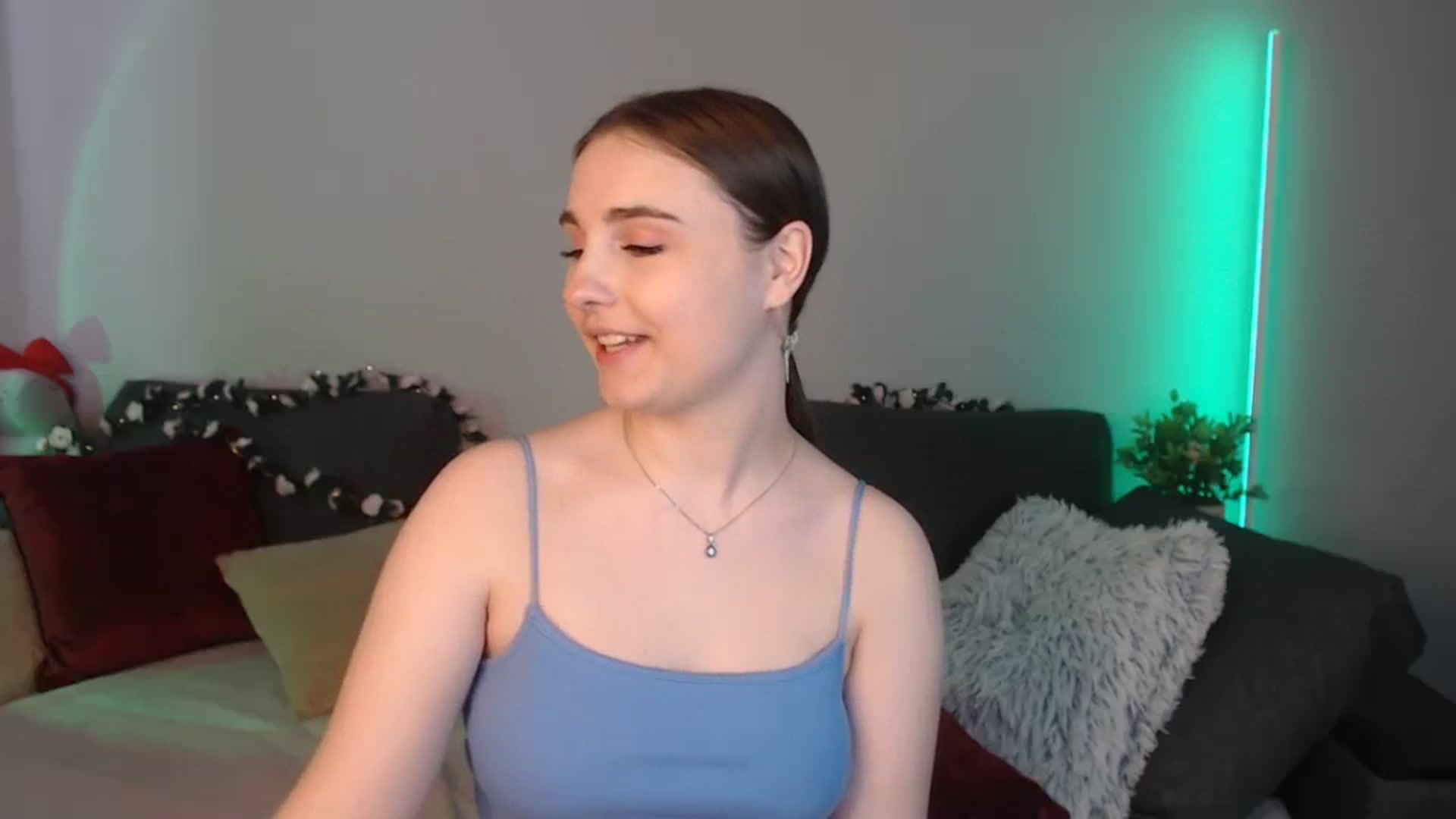 Gallery image thumbnail from LaneyGrey's myfreecams stream on, 07/21/2024, 13:23 image 20 of 20