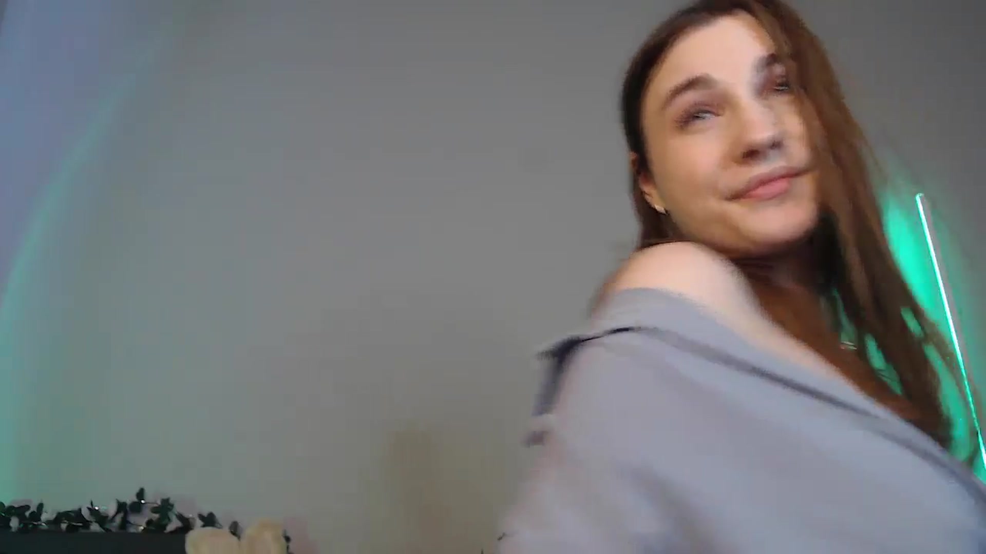 Gallery image thumbnail from LaneyGrey's myfreecams stream on, 07/29/2024, 10:30 image 18 of 20