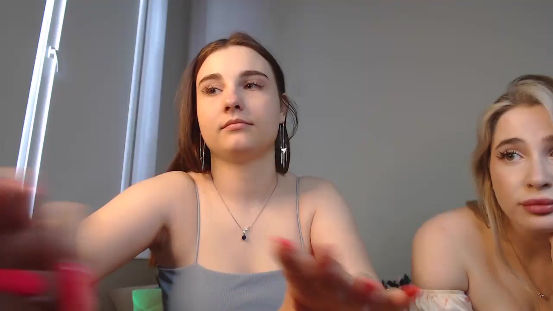 Gallery image thumbnail from LaneyGrey's myfreecams stream on, 07/29/2024, 13:31 image 18 of 20