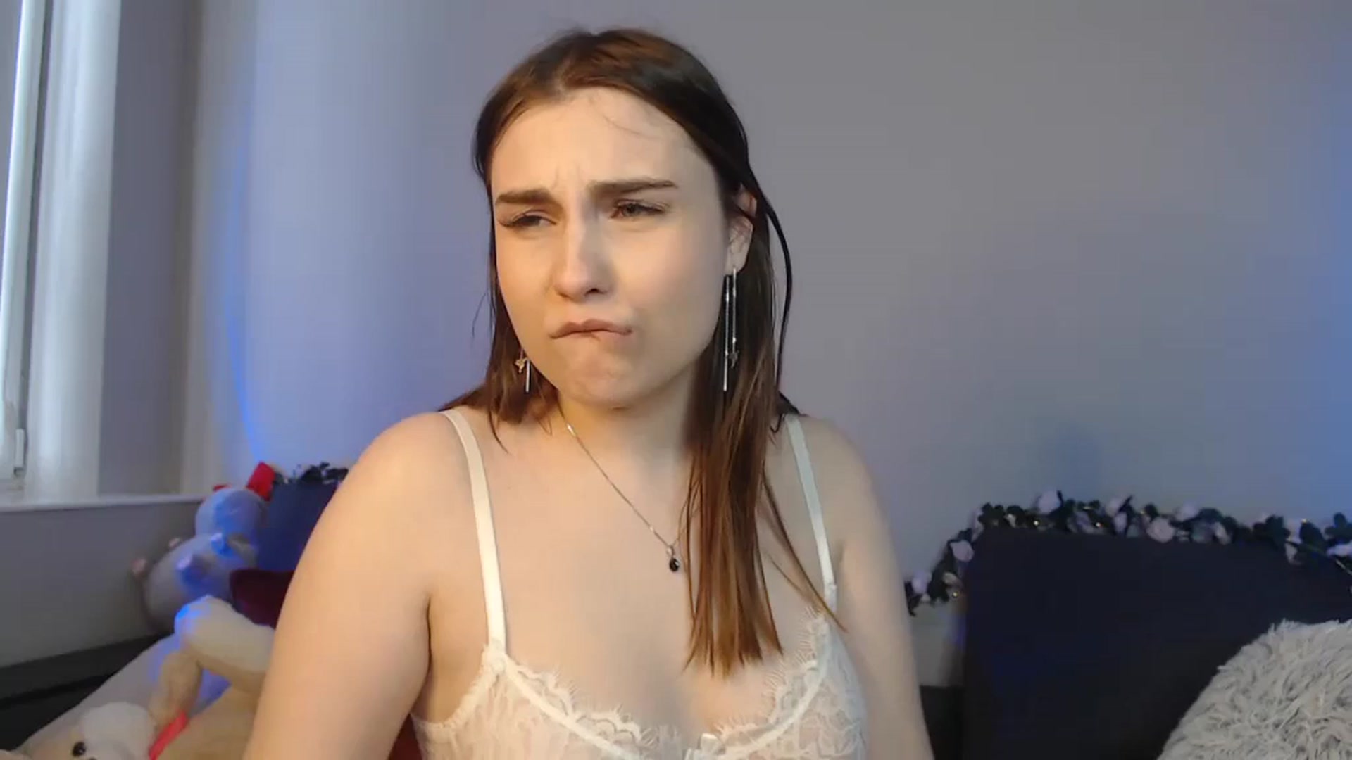 Gallery image thumbnail from LaneyGrey's myfreecams stream on, 08/02/2024, 13:11 image 2 of 20