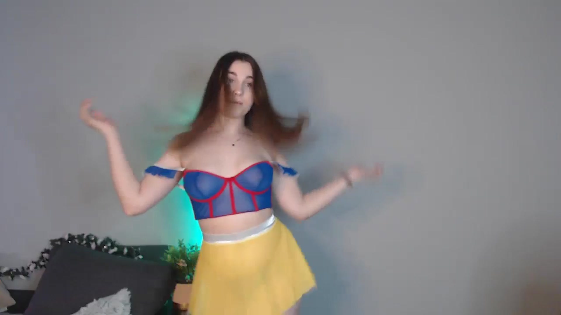 Gallery image thumbnail from LaneyGrey's myfreecams stream on, 08/03/2024, 09:07 image 14 of 20