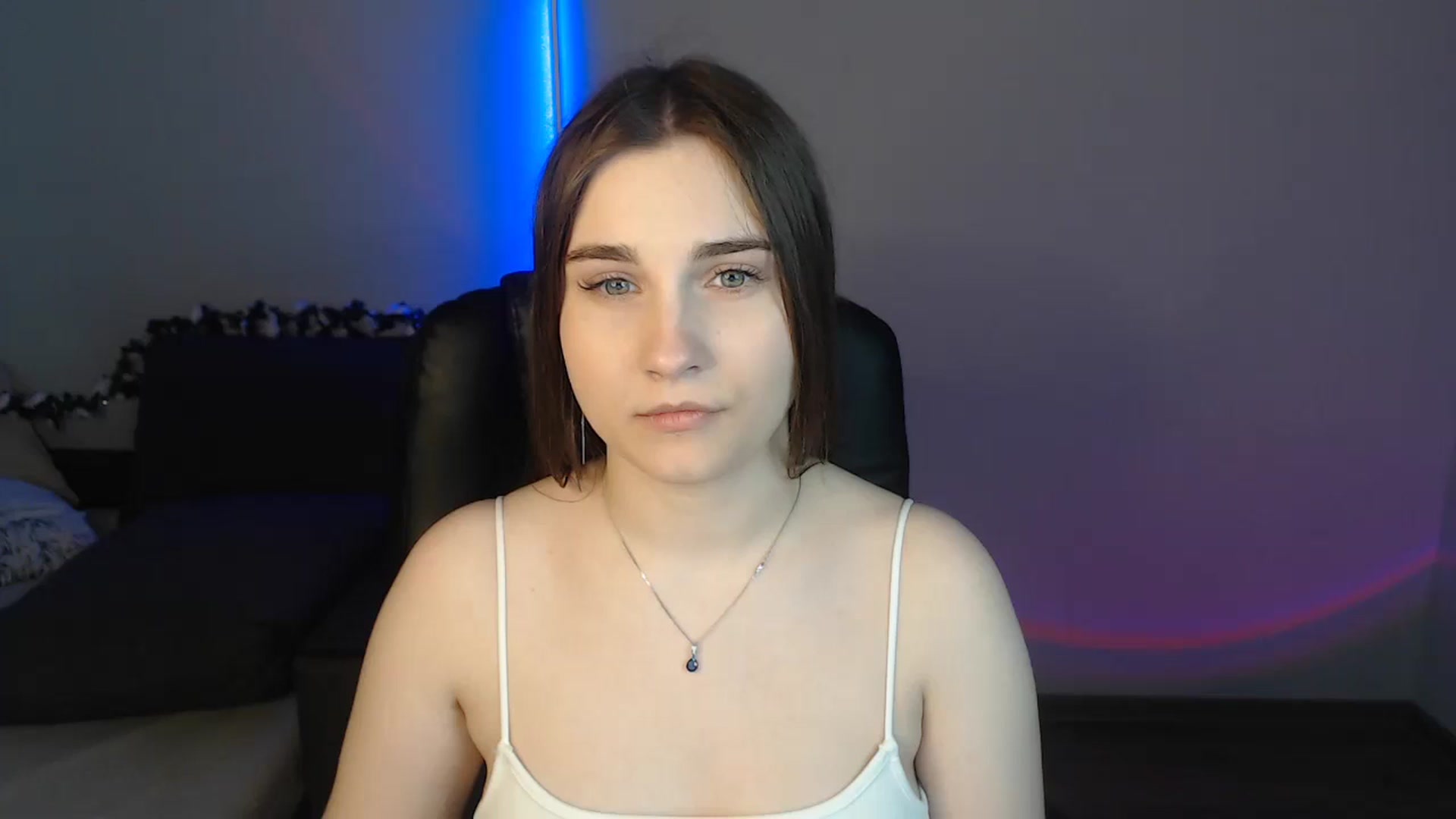 Gallery image thumbnail from LaneyGrey's myfreecams stream on, 08/05/2024, 09:31 image 2 of 20