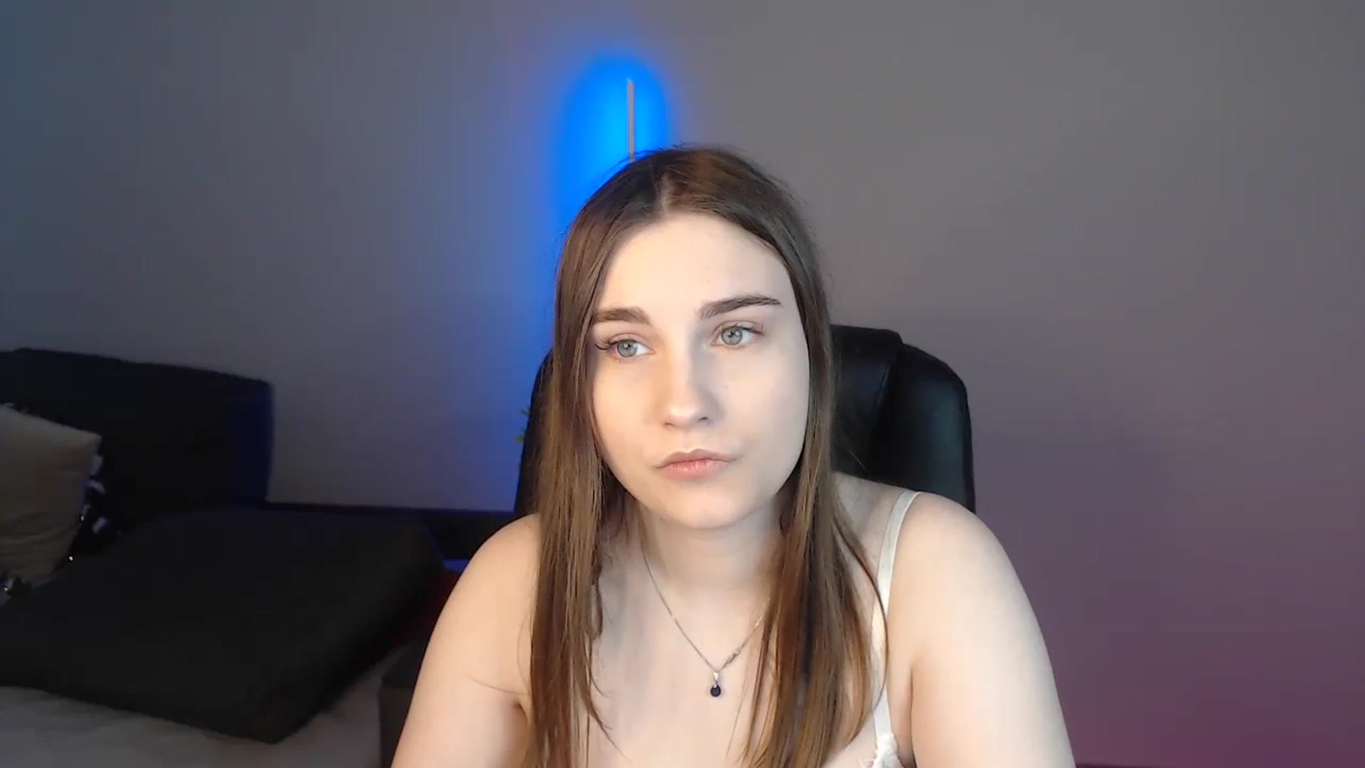Gallery image thumbnail from LaneyGrey's myfreecams stream on, 08/09/2024, 08:18 image 13 of 20