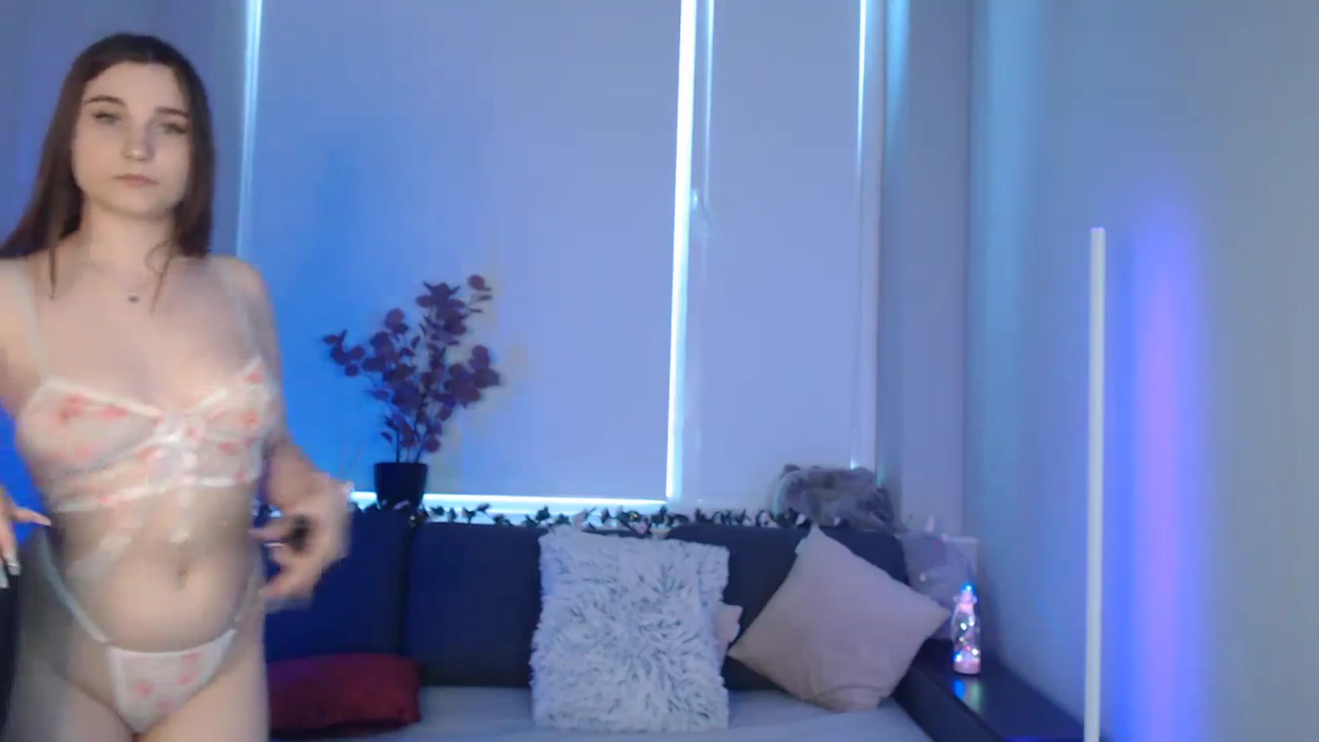 Gallery image thumbnail from LaneyGrey's myfreecams stream on, 08/12/2024, 08:26 image 18 of 20