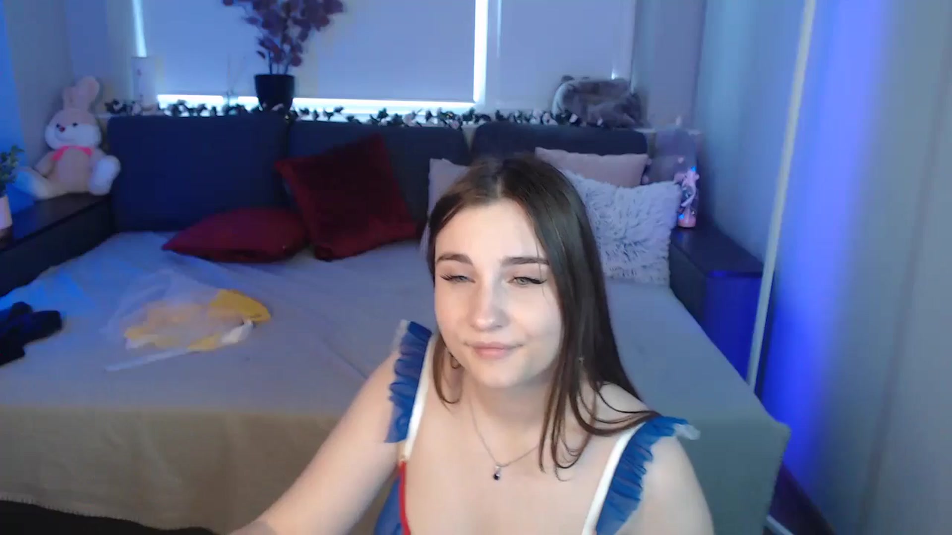 Gallery image thumbnail from LaneyGrey's myfreecams stream on, 08/12/2024, 10:37 image 16 of 20