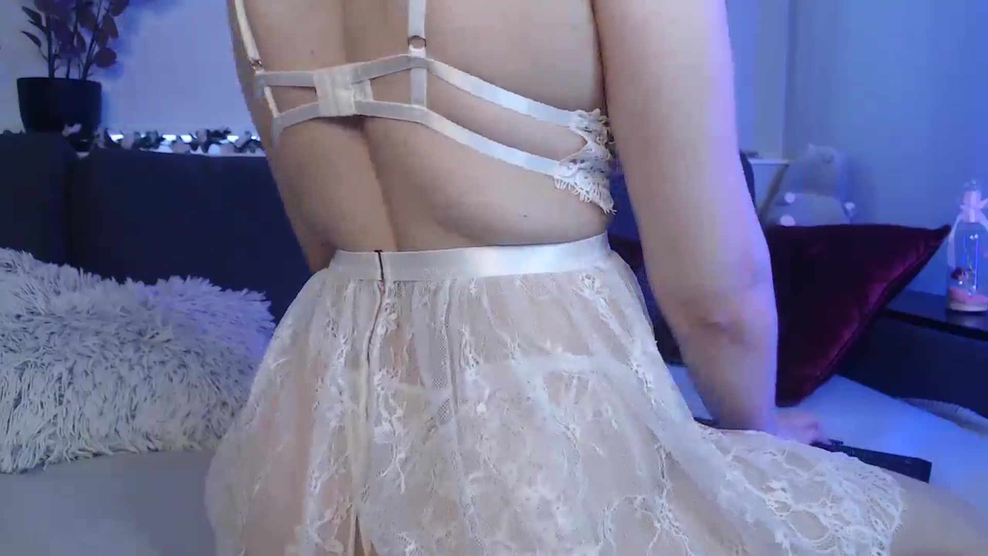 Gallery image thumbnail from LaneyGrey's myfreecams stream on, 08/20/2024, 09:59 image 3 of 20