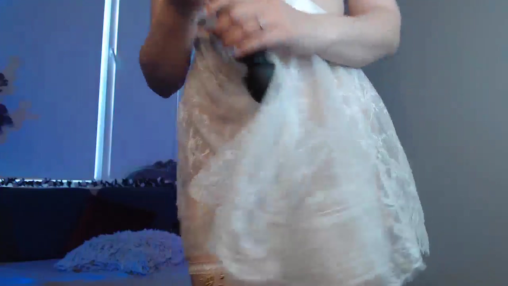 Gallery image thumbnail from LaneyGrey's myfreecams stream on, 08/20/2024, 10:28 image 8 of 20