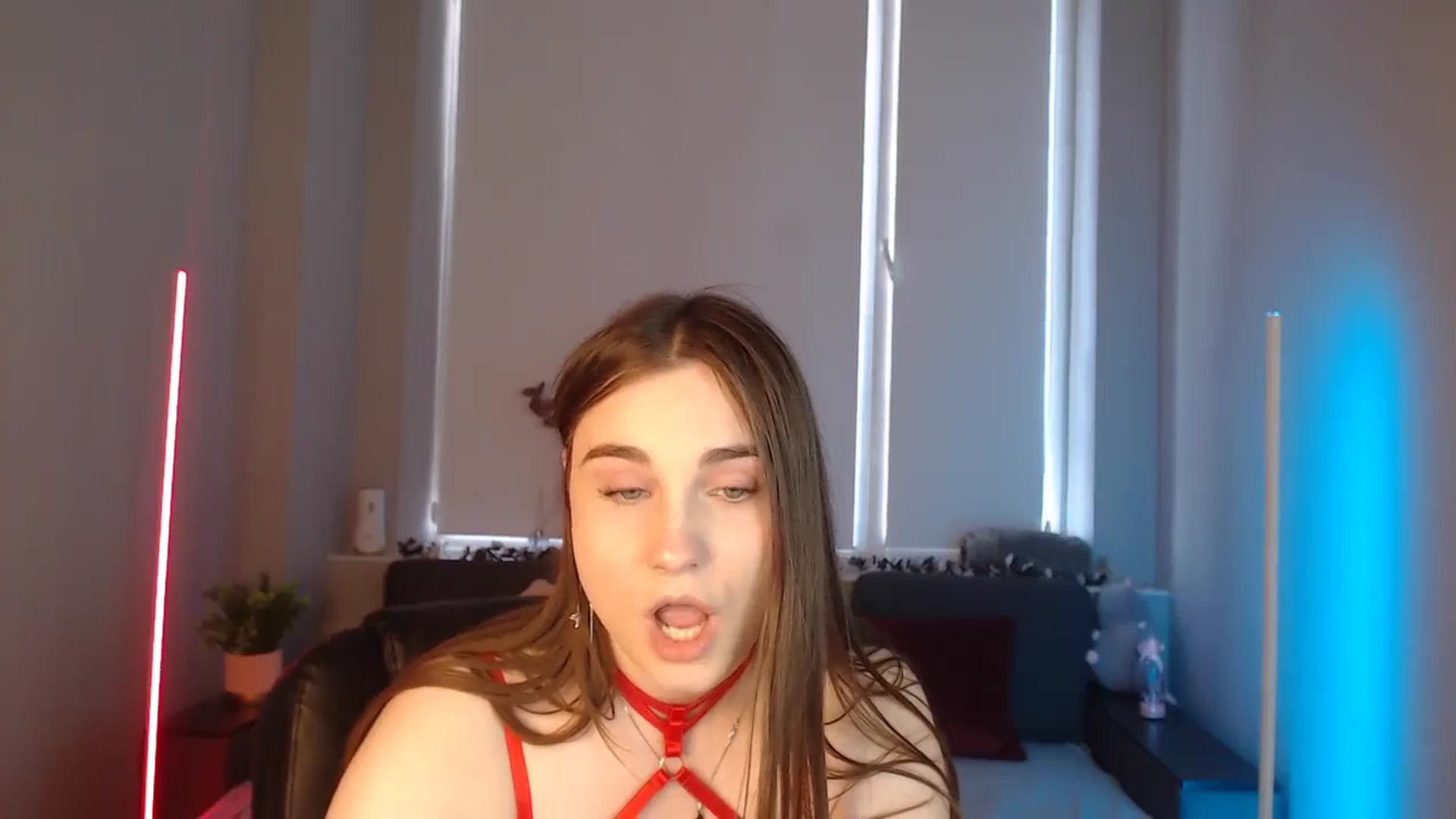 Gallery image thumbnail from LaneyGrey's myfreecams stream on, 08/24/2024, 10:09 image 7 of 20