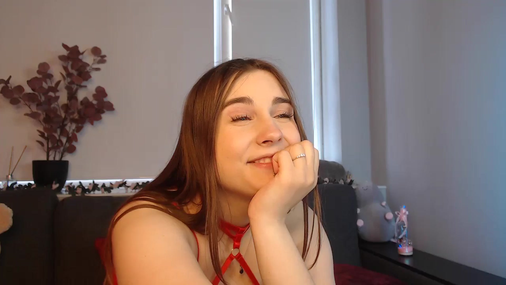 Gallery image thumbnail from LaneyGrey's myfreecams stream on, 08/24/2024, 10:49 image 5 of 20
