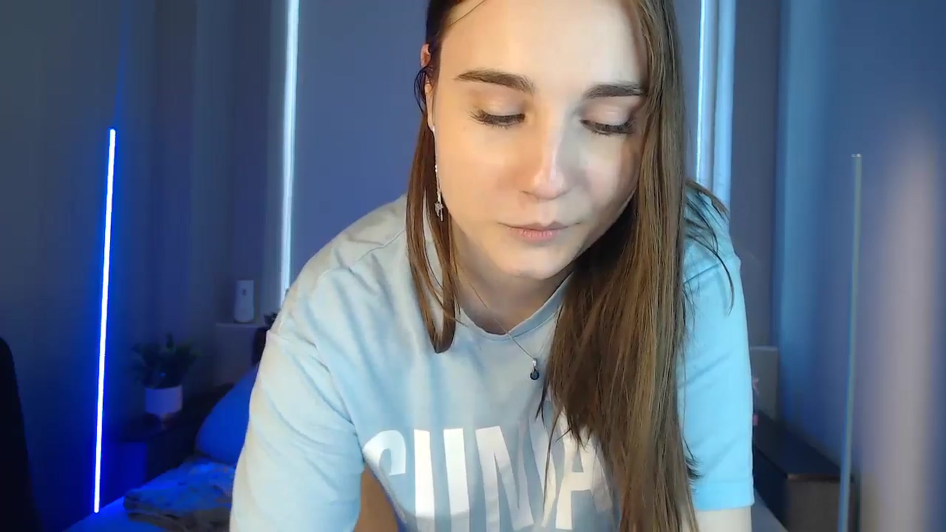 Gallery image thumbnail from LaneyGrey's myfreecams stream on, 08/25/2024, 13:07 image 17 of 20