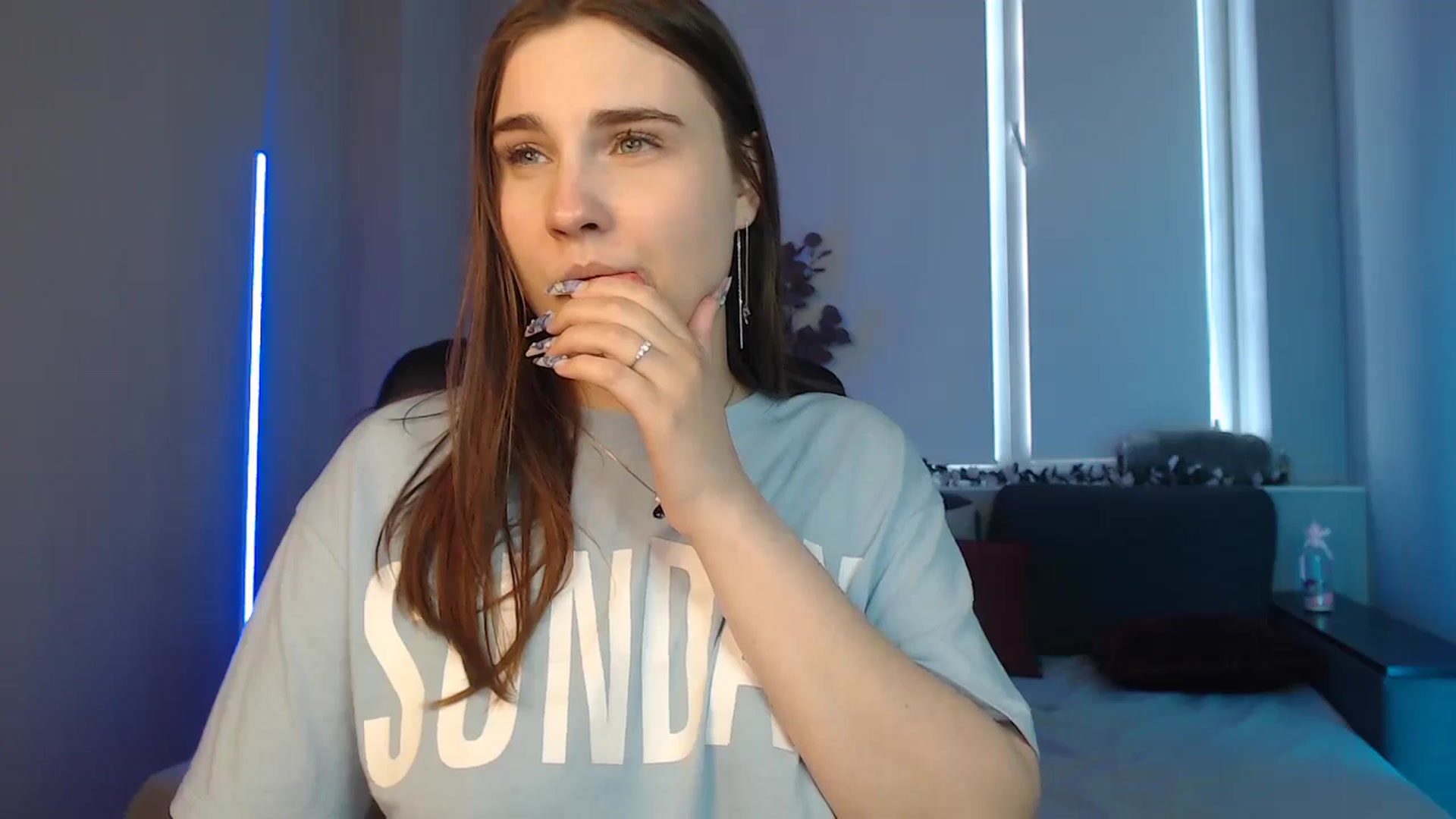 Gallery image thumbnail from LaneyGrey's myfreecams stream on, 08/25/2024, 13:38 image 16 of 20