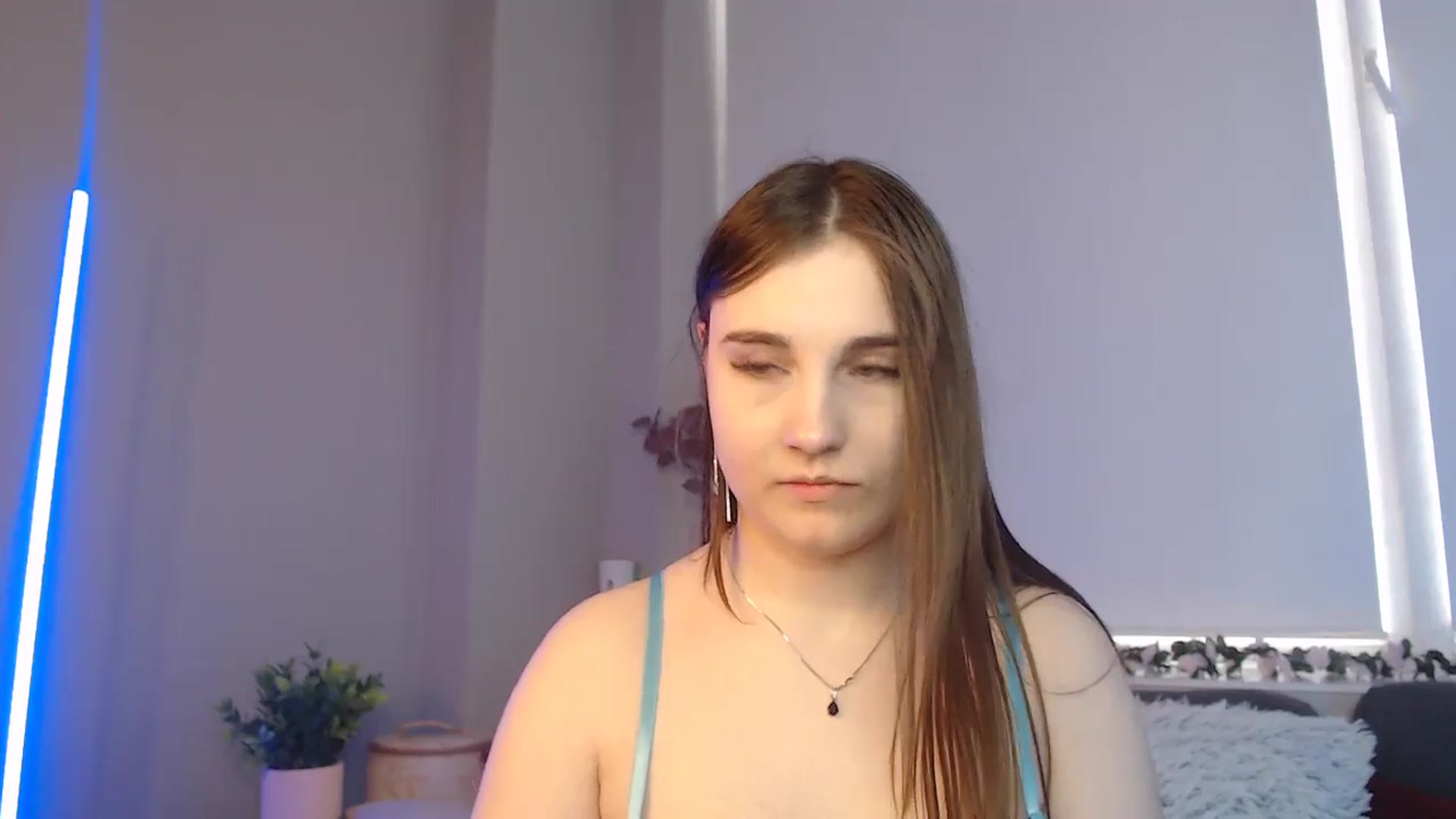 Gallery image thumbnail from LaneyGrey's myfreecams stream on, 08/27/2024, 12:03 image 19 of 20