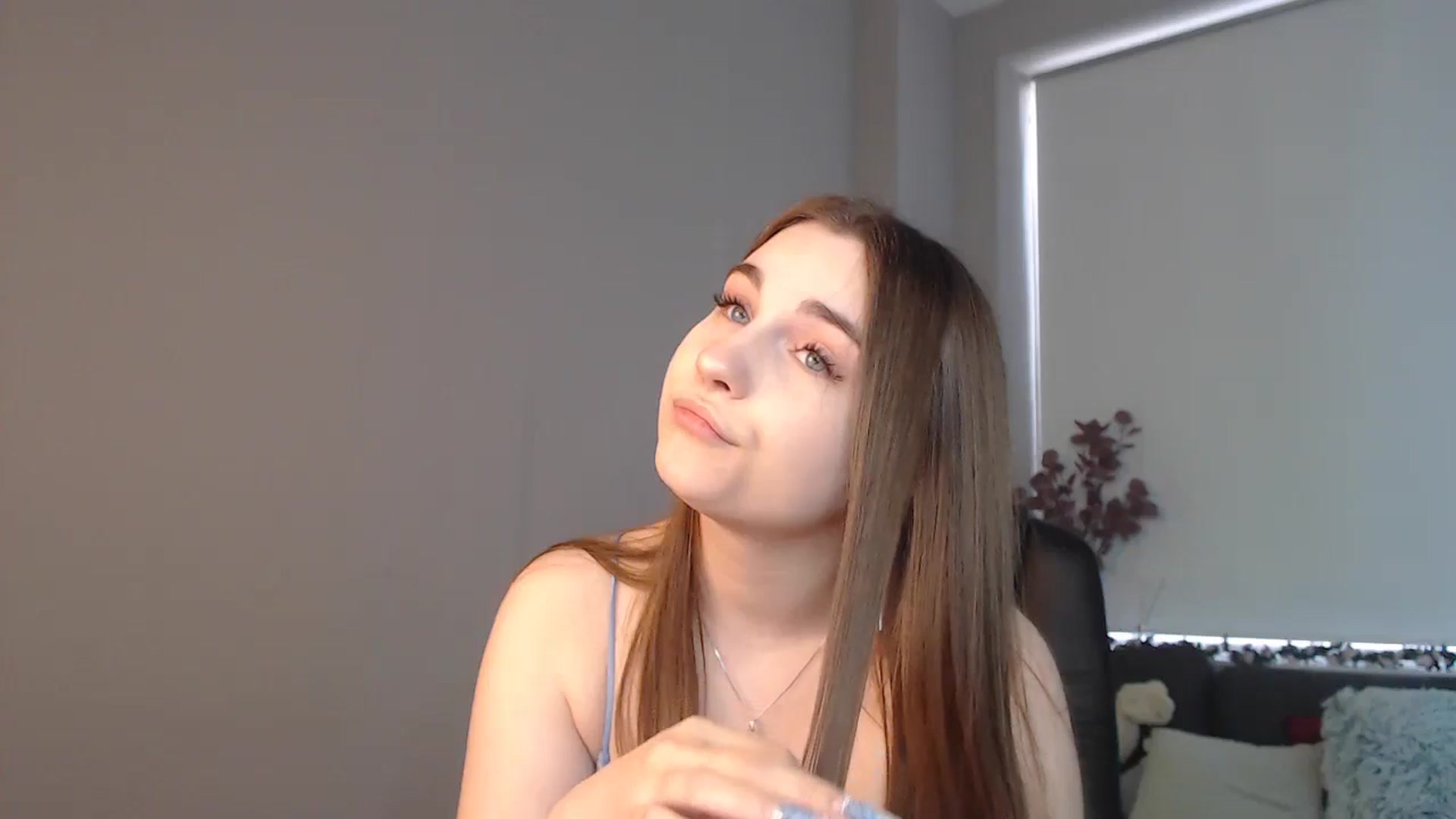 Gallery image thumbnail from LaneyGrey's myfreecams stream on, 08/28/2024, 09:14 image 19 of 20