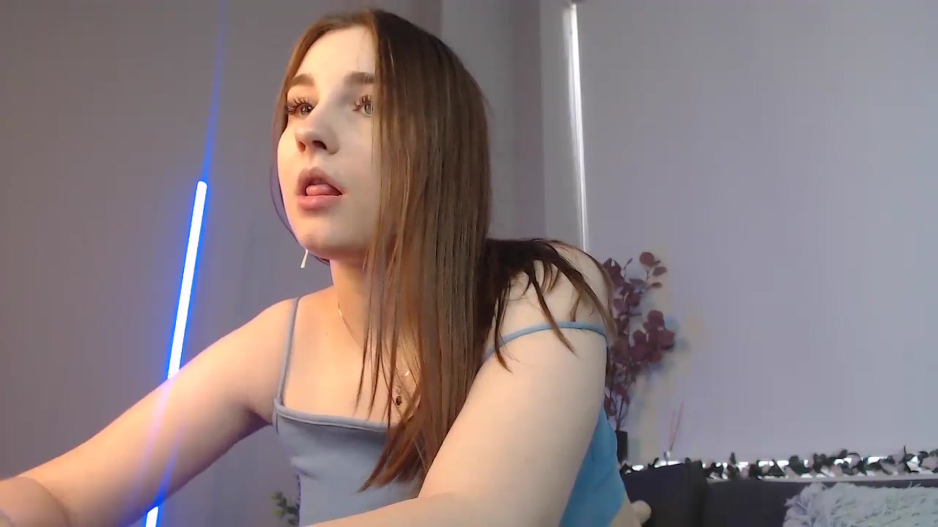 Gallery image thumbnail from LaneyGrey's myfreecams stream on, 08/28/2024, 10:04 image 6 of 20