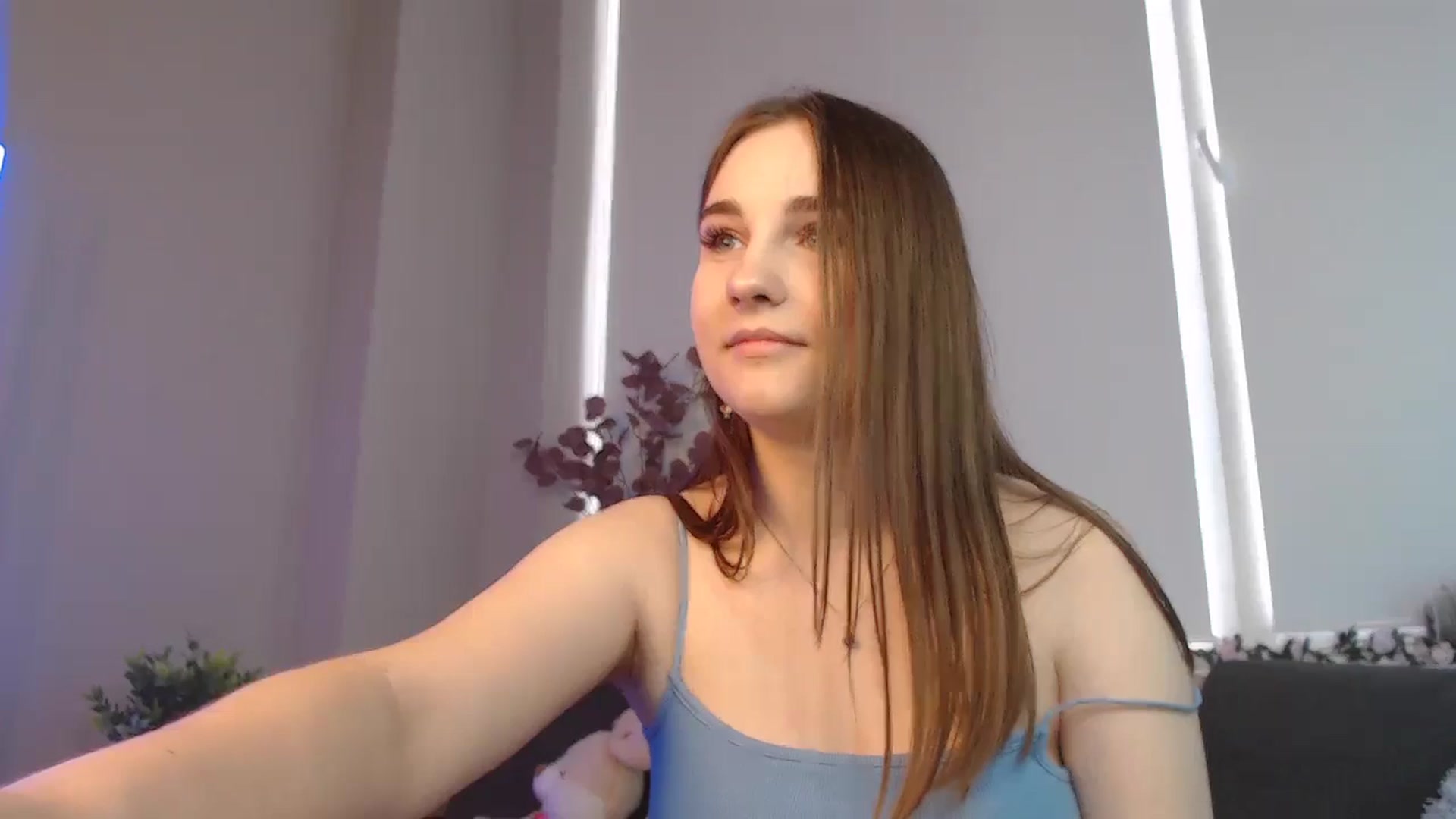 Gallery image thumbnail from LaneyGrey's myfreecams stream on, 08/28/2024, 10:04 image 13 of 20