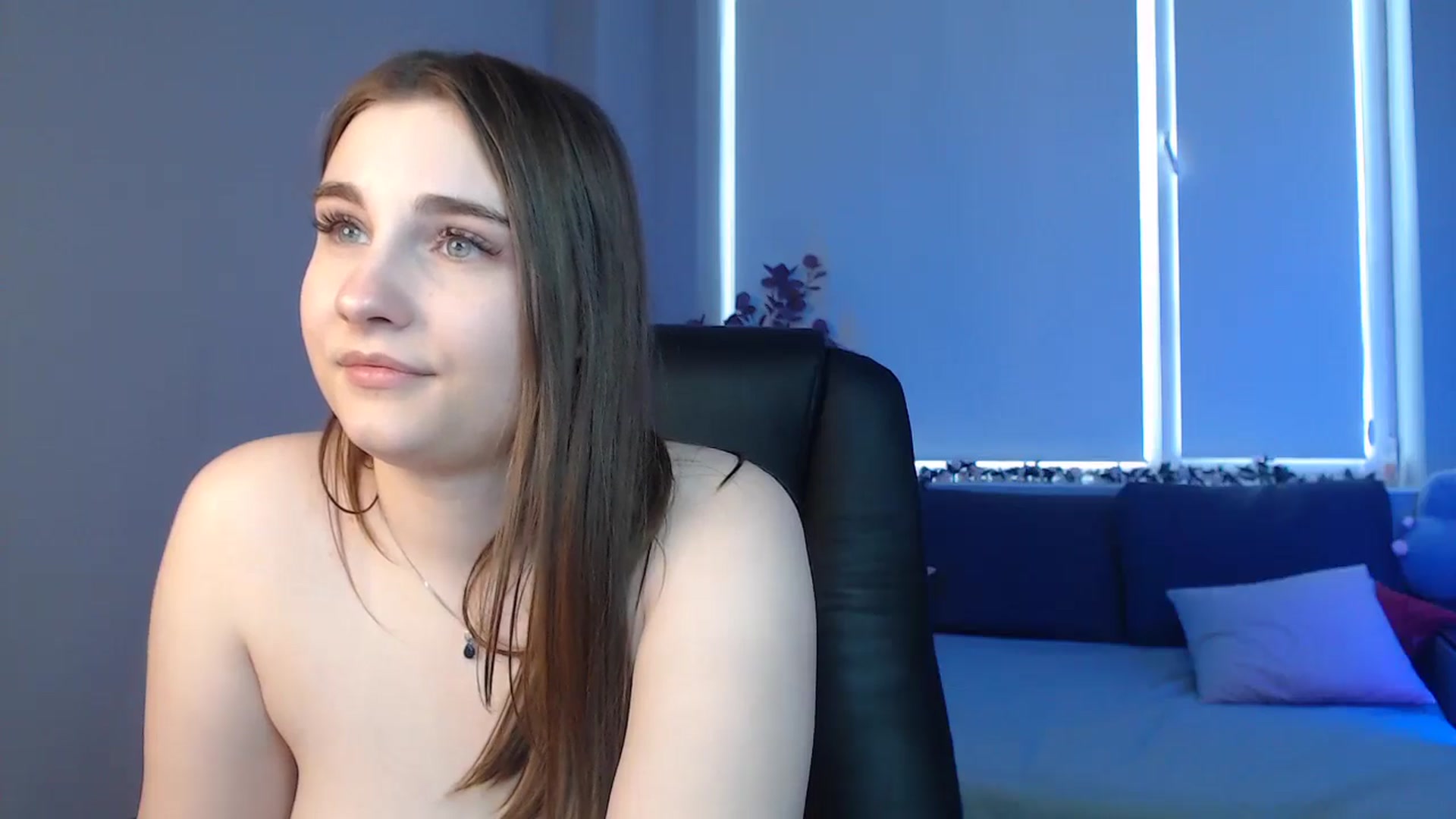 Gallery image thumbnail from LaneyGrey's myfreecams stream on, 08/30/2024, 12:32 image 14 of 20