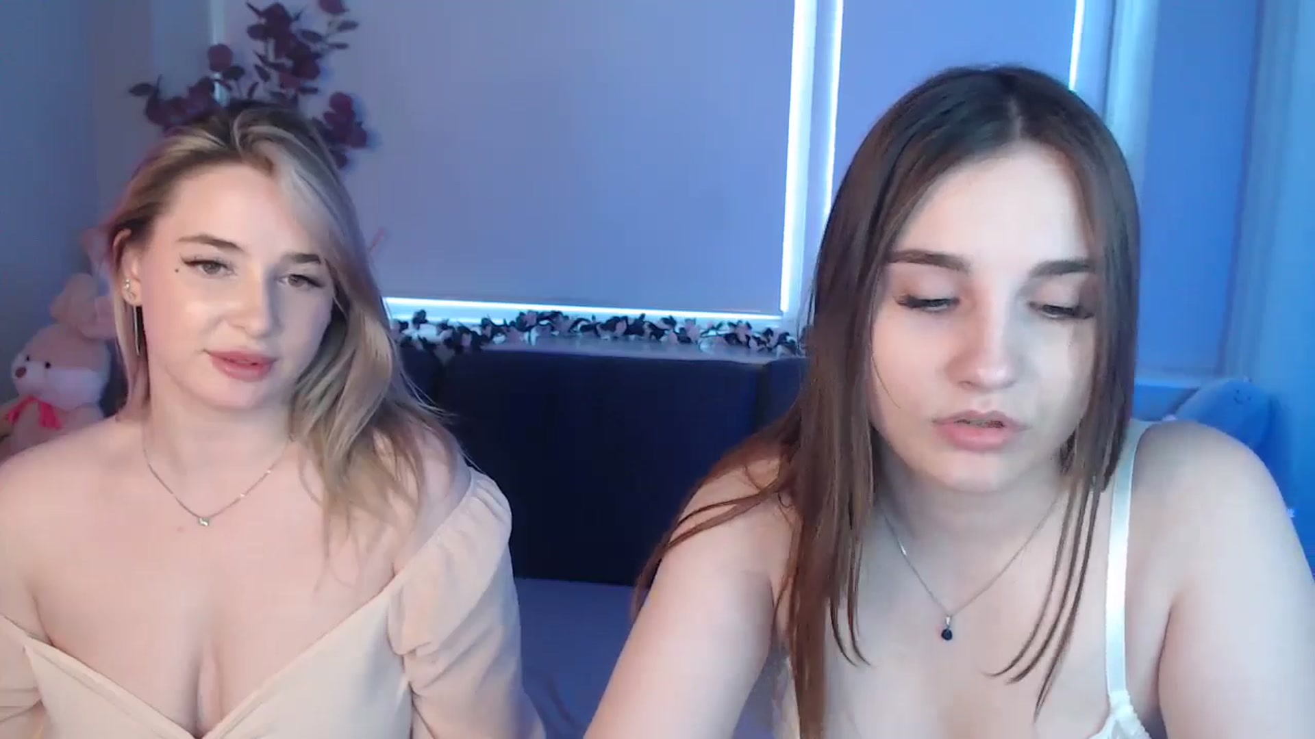 Gallery image thumbnail from LaneyGrey's myfreecams stream on, 09/02/2024, 13:15 image 5 of 20