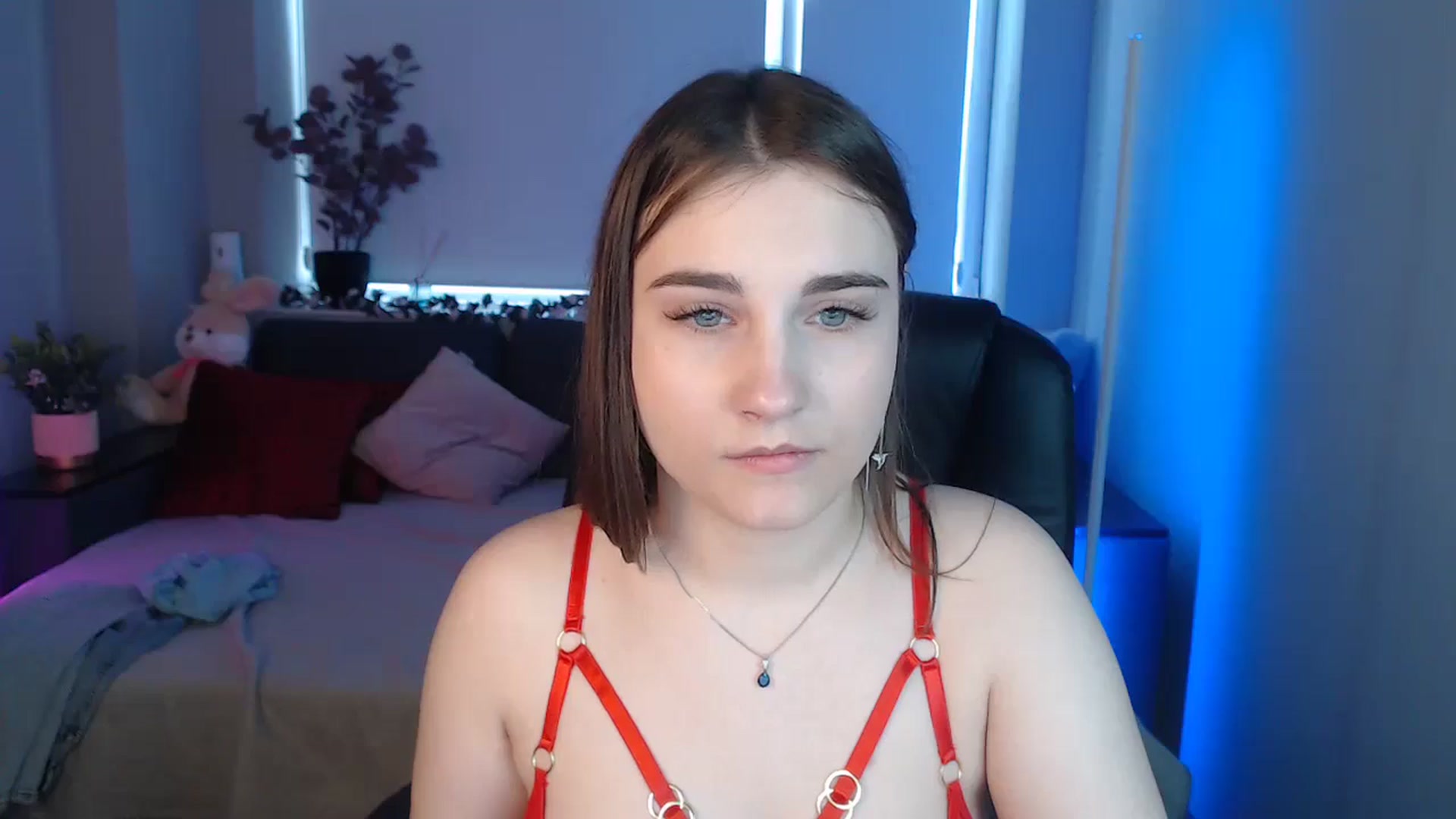 Gallery image thumbnail from LaneyGrey's myfreecams stream on, 09/06/2024, 11:13 image 9 of 20