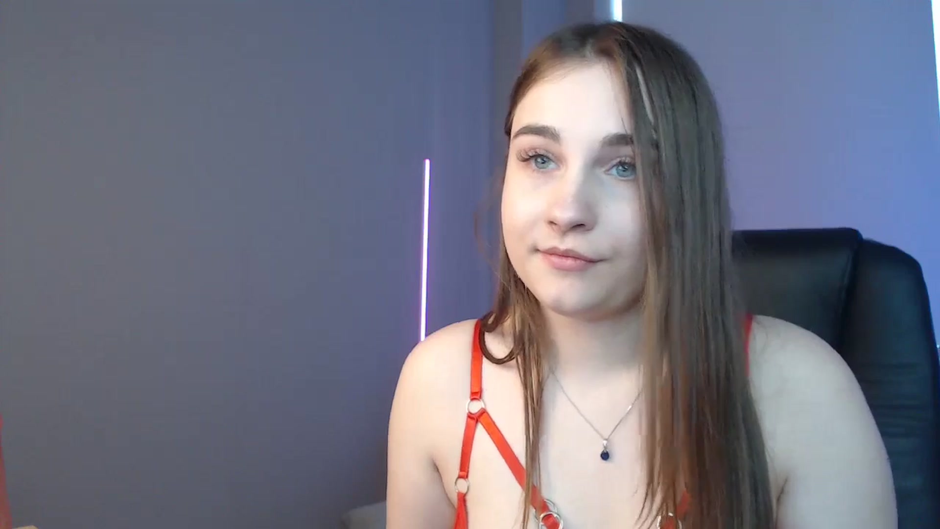 Gallery image thumbnail from LaneyGrey's myfreecams stream on, 09/06/2024, 12:09 image 4 of 20