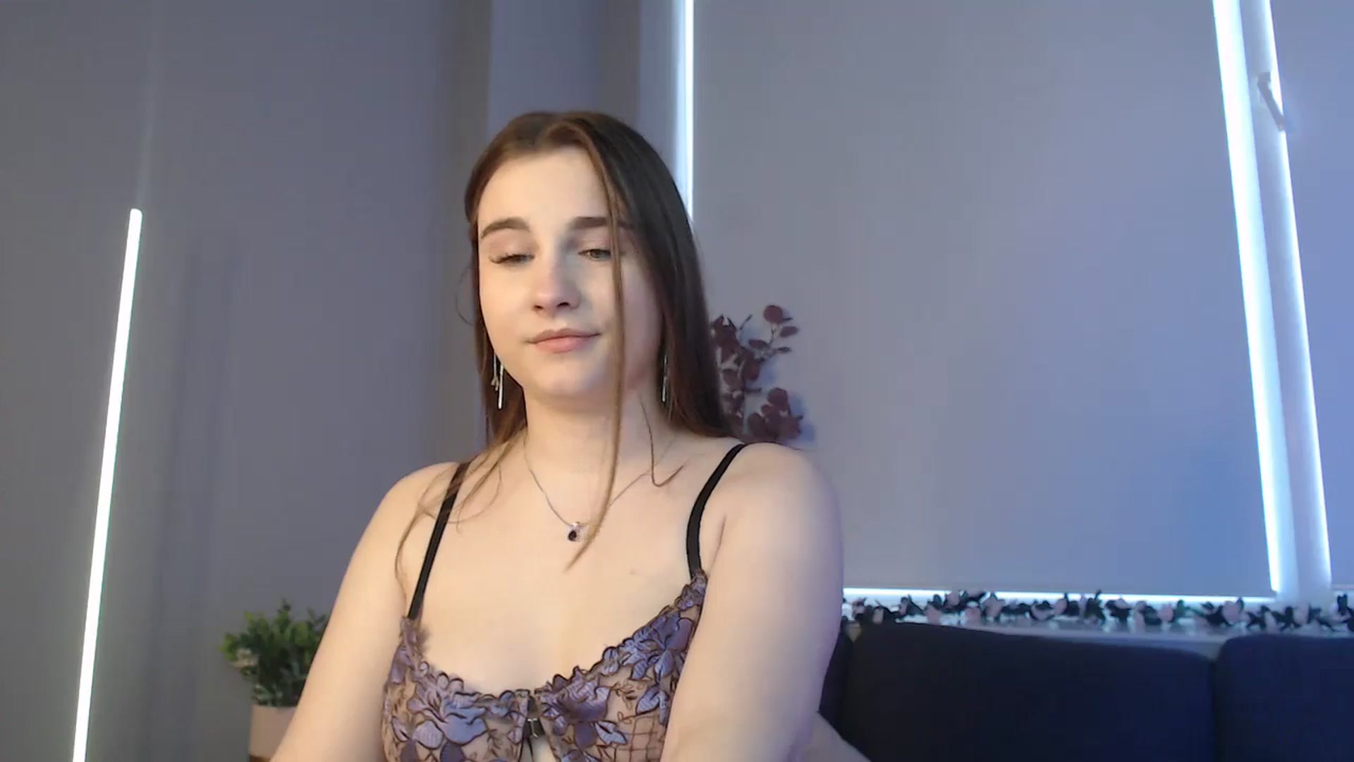 Gallery image thumbnail from LaneyGrey's myfreecams stream on, 09/07/2024, 10:52 image 4 of 20