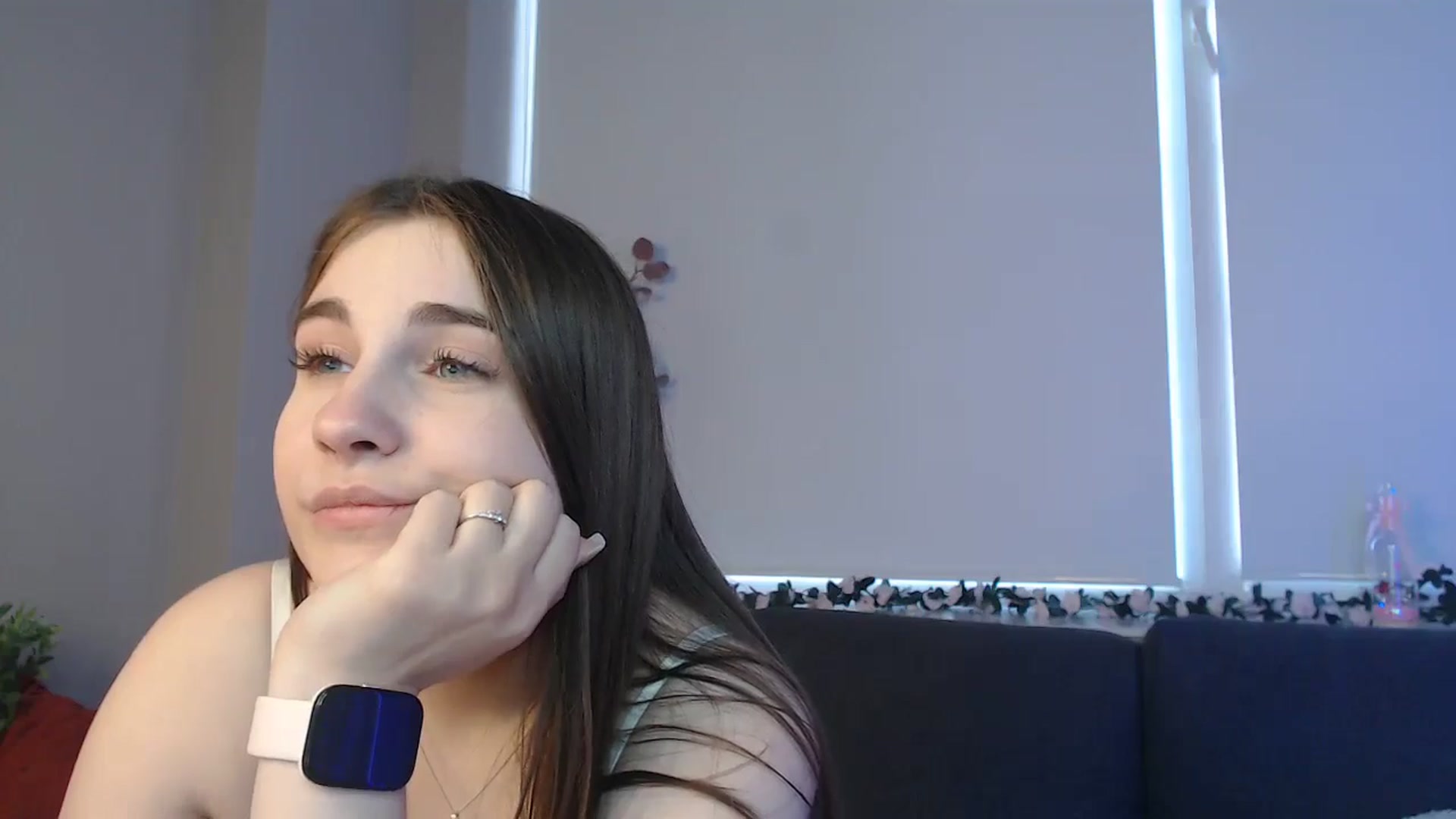 Gallery image thumbnail from LaneyGrey's myfreecams stream on, 09/08/2024, 12:55 image 16 of 20