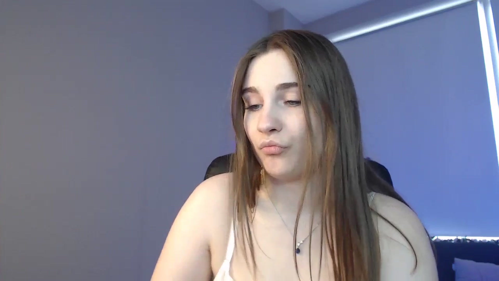 Gallery image thumbnail from LaneyGrey's myfreecams stream on, 09/10/2024, 12:46 image 3 of 20